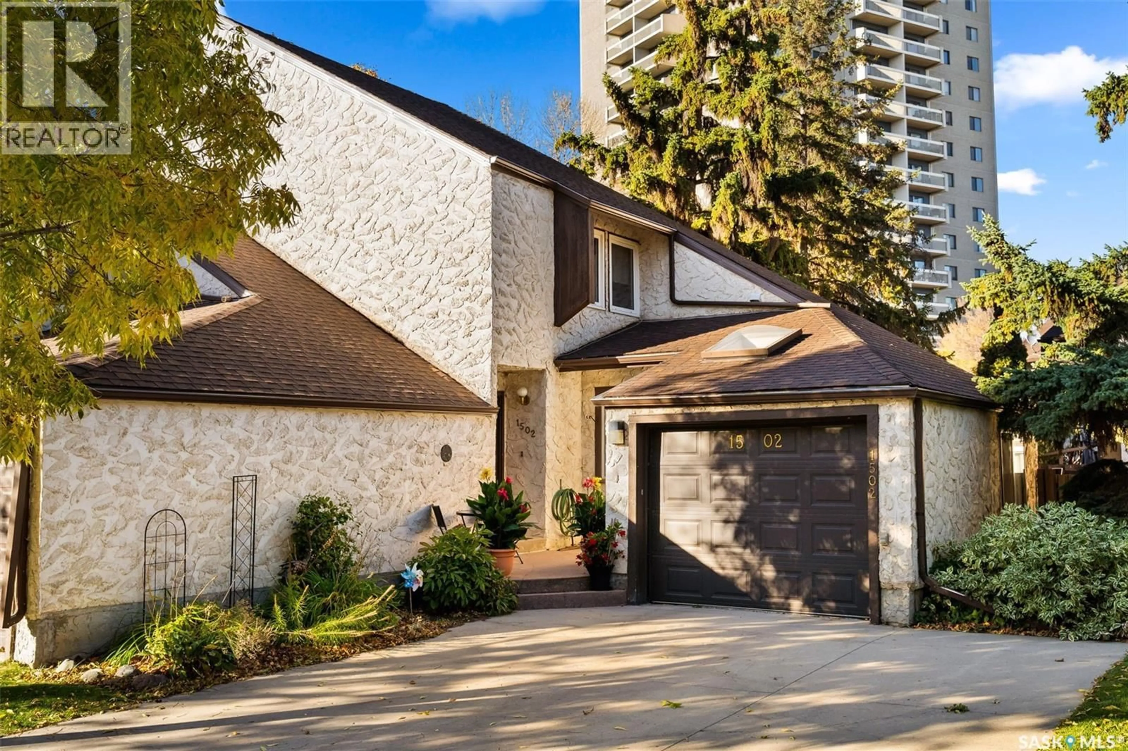 Home with brick exterior material, street for 1502 JUBILEE AVENUE, Regina Saskatchewan S4S3T3