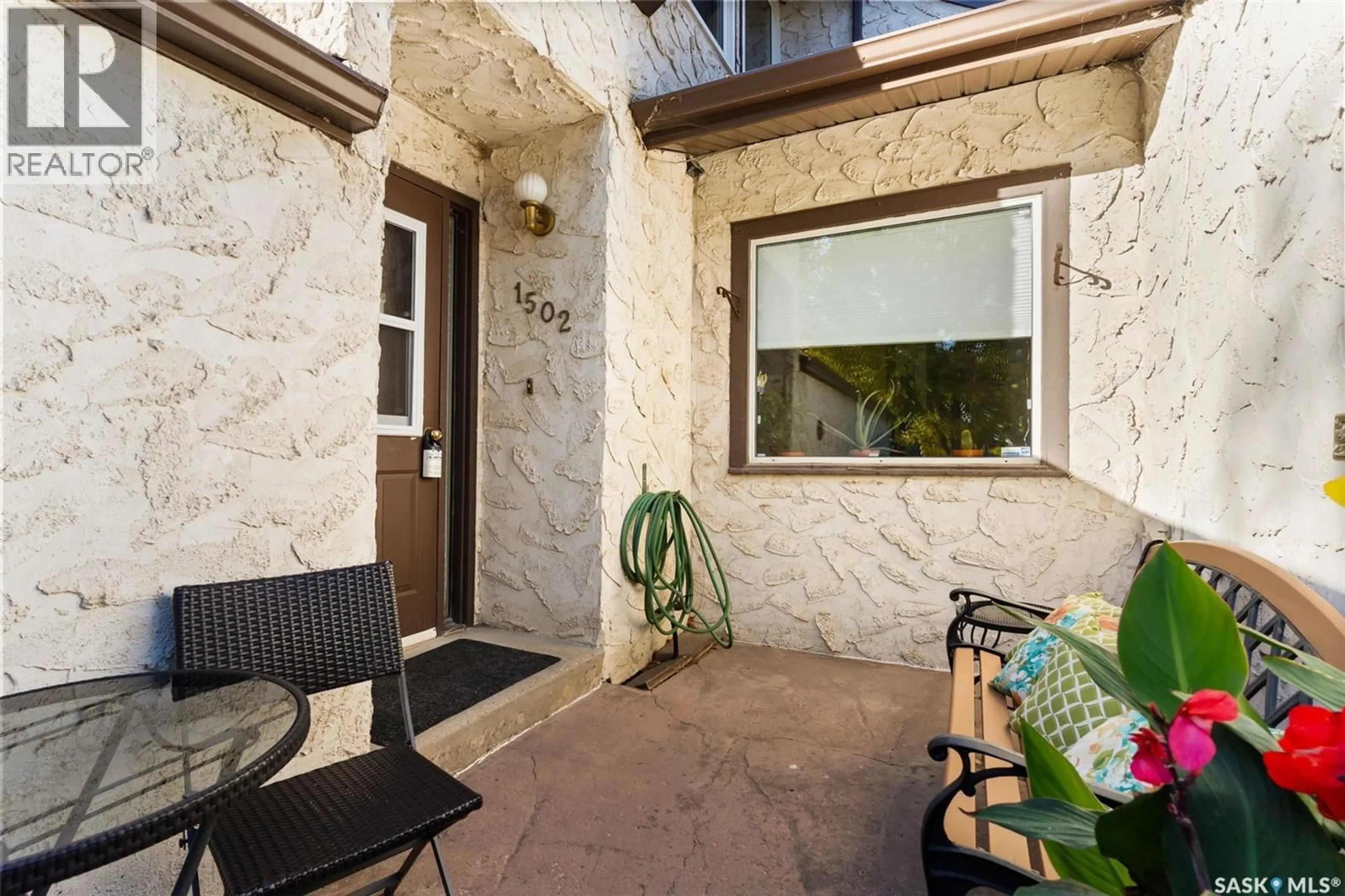 Patio, street for 1502 JUBILEE AVENUE, Regina Saskatchewan S4S3T3