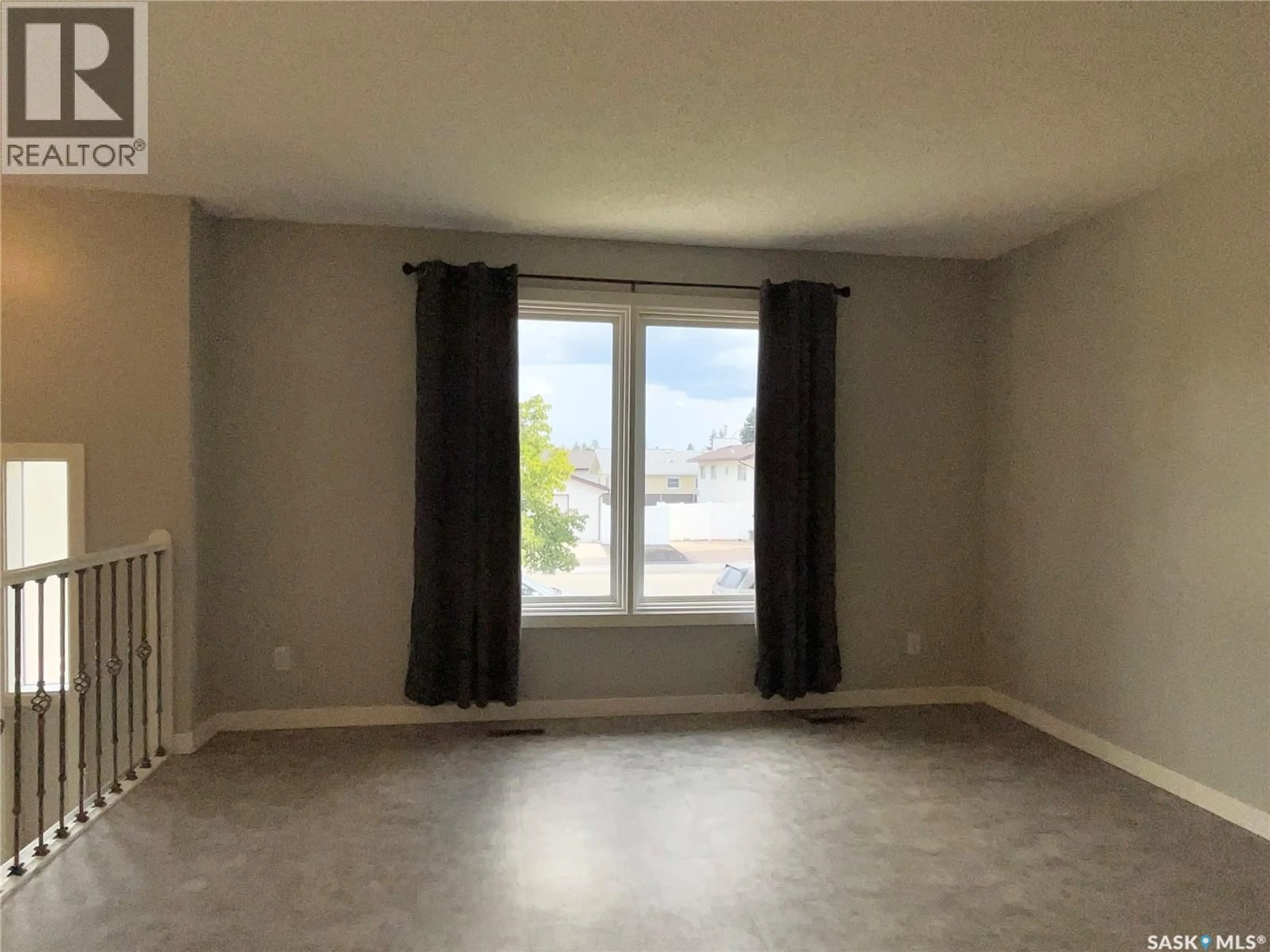 A pic of a room for 802 MCCORMACK ROAD, Saskatoon Saskatchewan S7M5K1