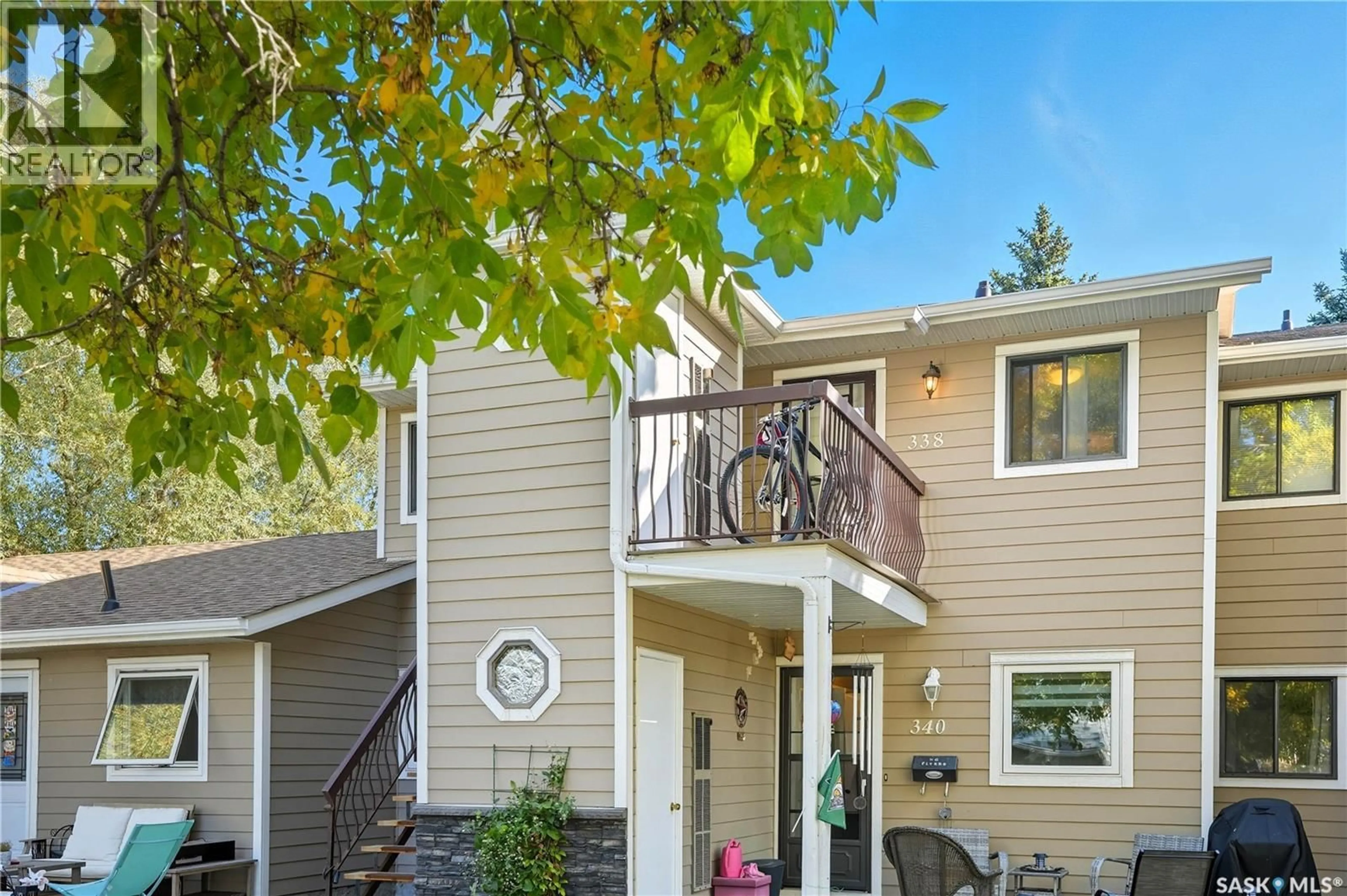 Home with vinyl exterior material, street for 338 CEDAR MEADOW DRIVE, Regina Saskatchewan S4X3J5