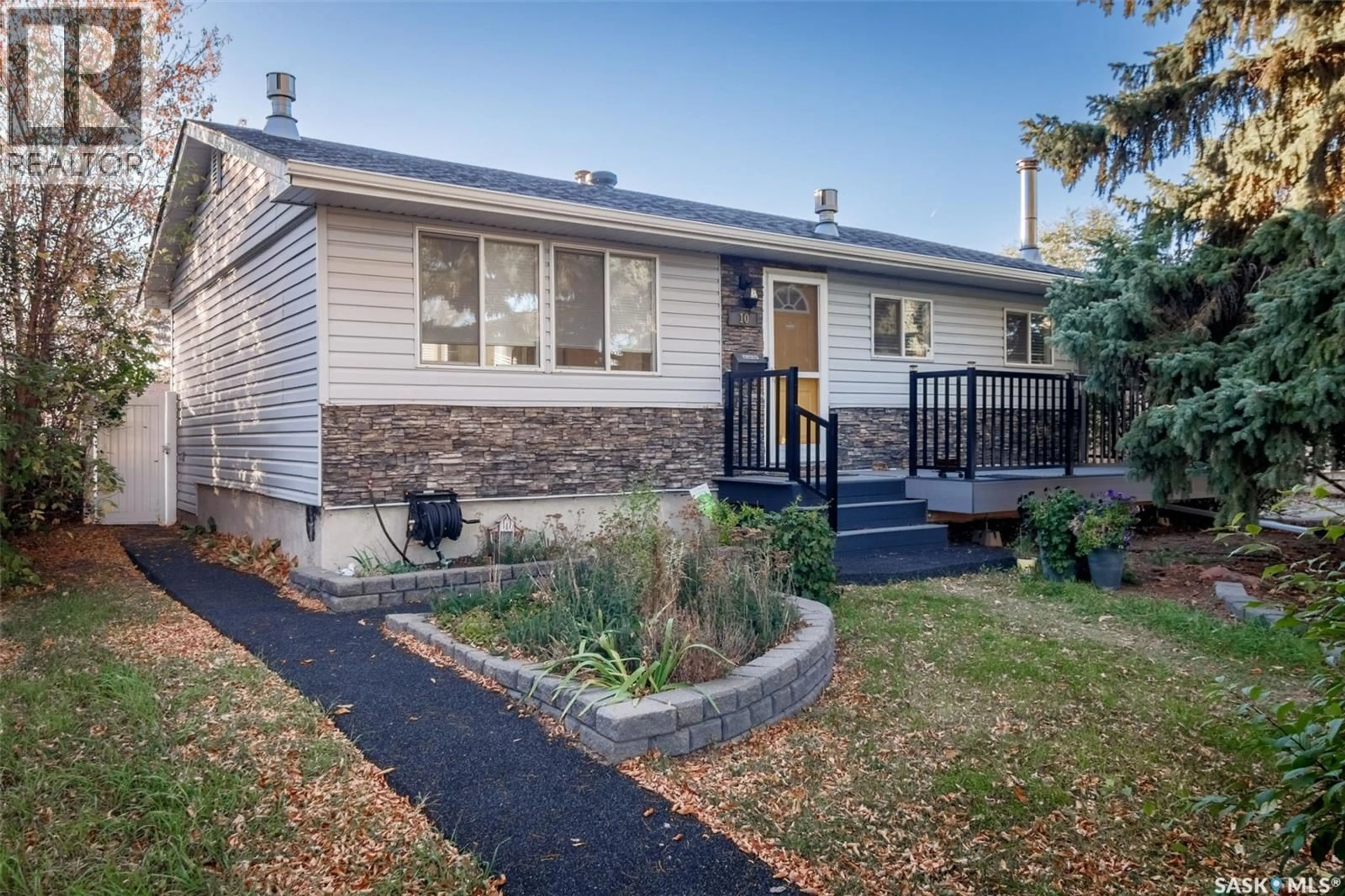 Home with vinyl exterior material, street for 10 MITCHELL CRESCENT, Regina Saskatchewan S4R5G6