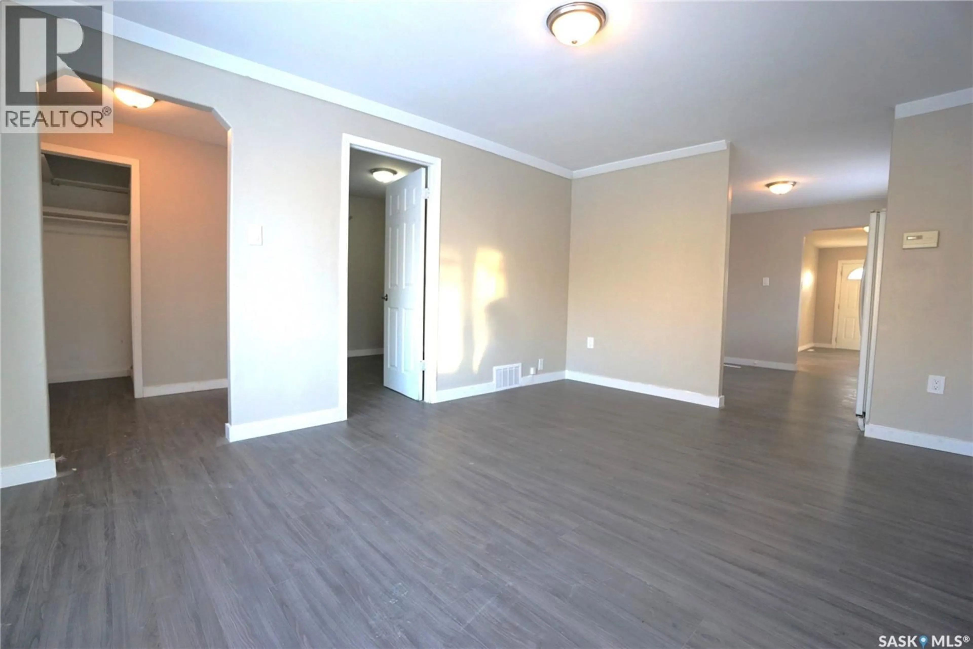 A pic of a room for 515 OSLER STREET, Regina Saskatchewan S4R1W2