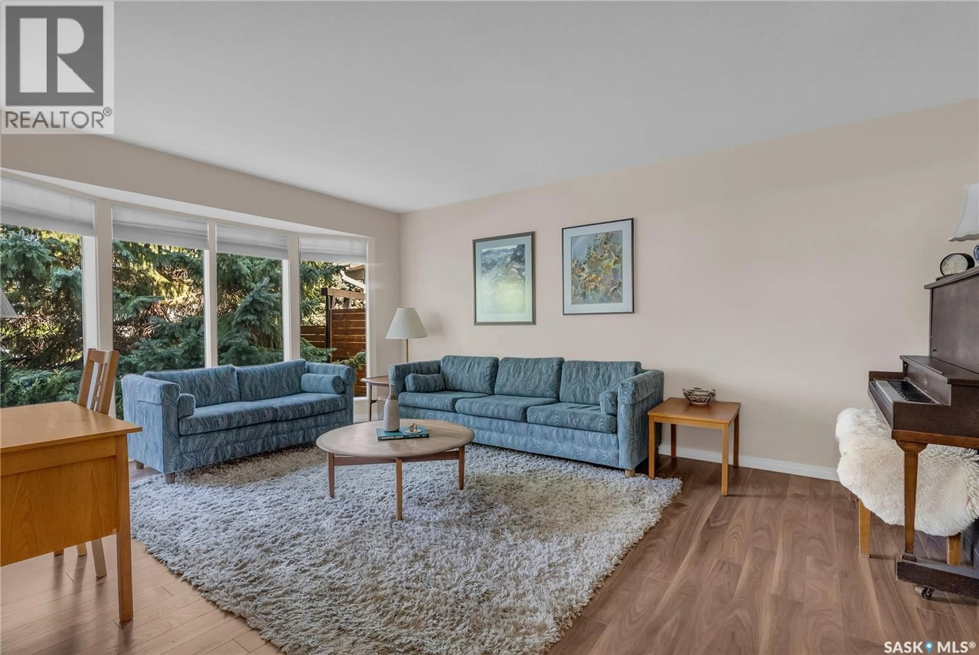 Living room with furniture, unknown for 54 BRITNELL CRESCENT, Saskatoon Saskatchewan S7H3X8