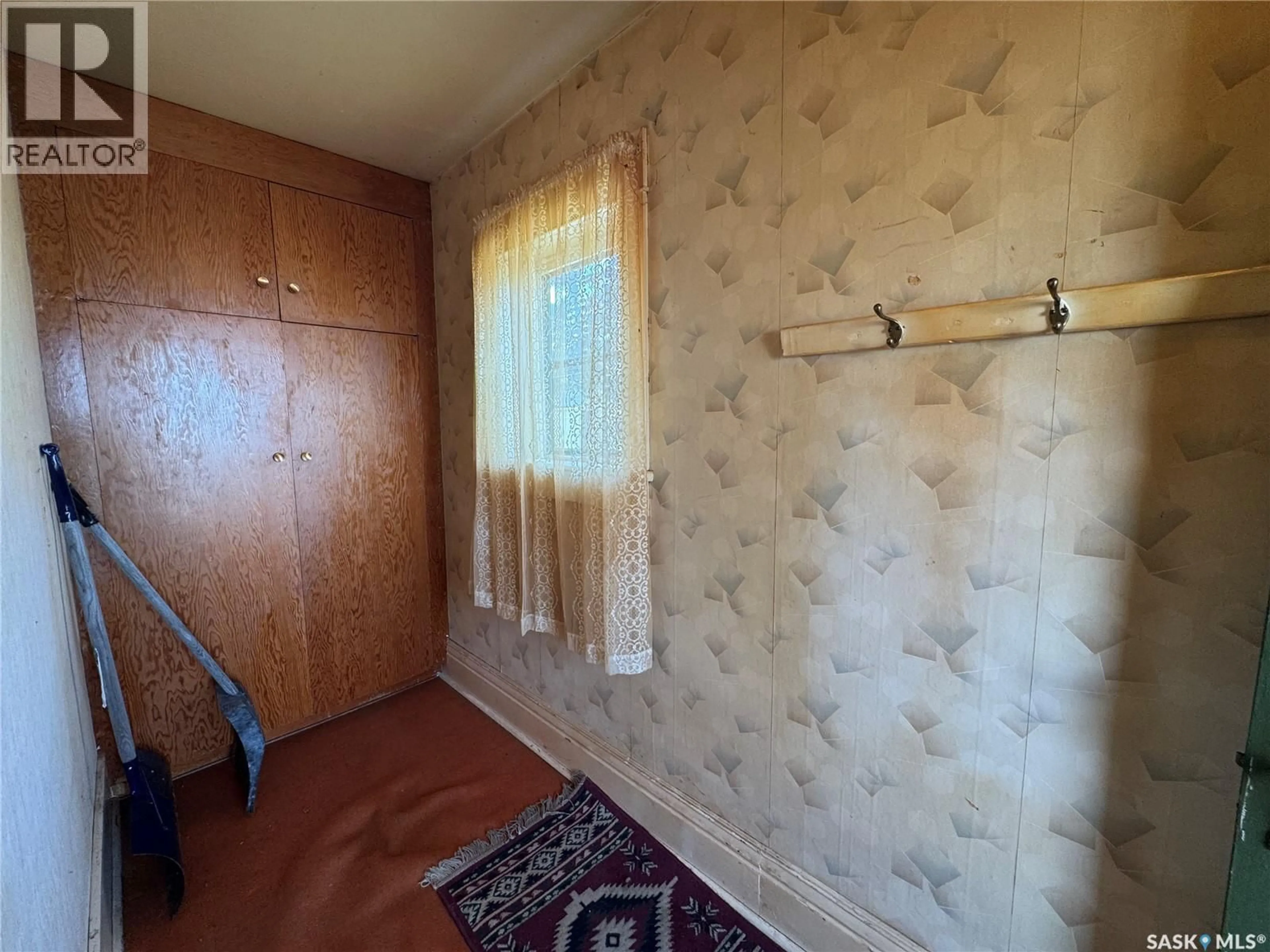 A pic of a room for 208 5TH AVENUE, Biggar Saskatchewan S0K0M0