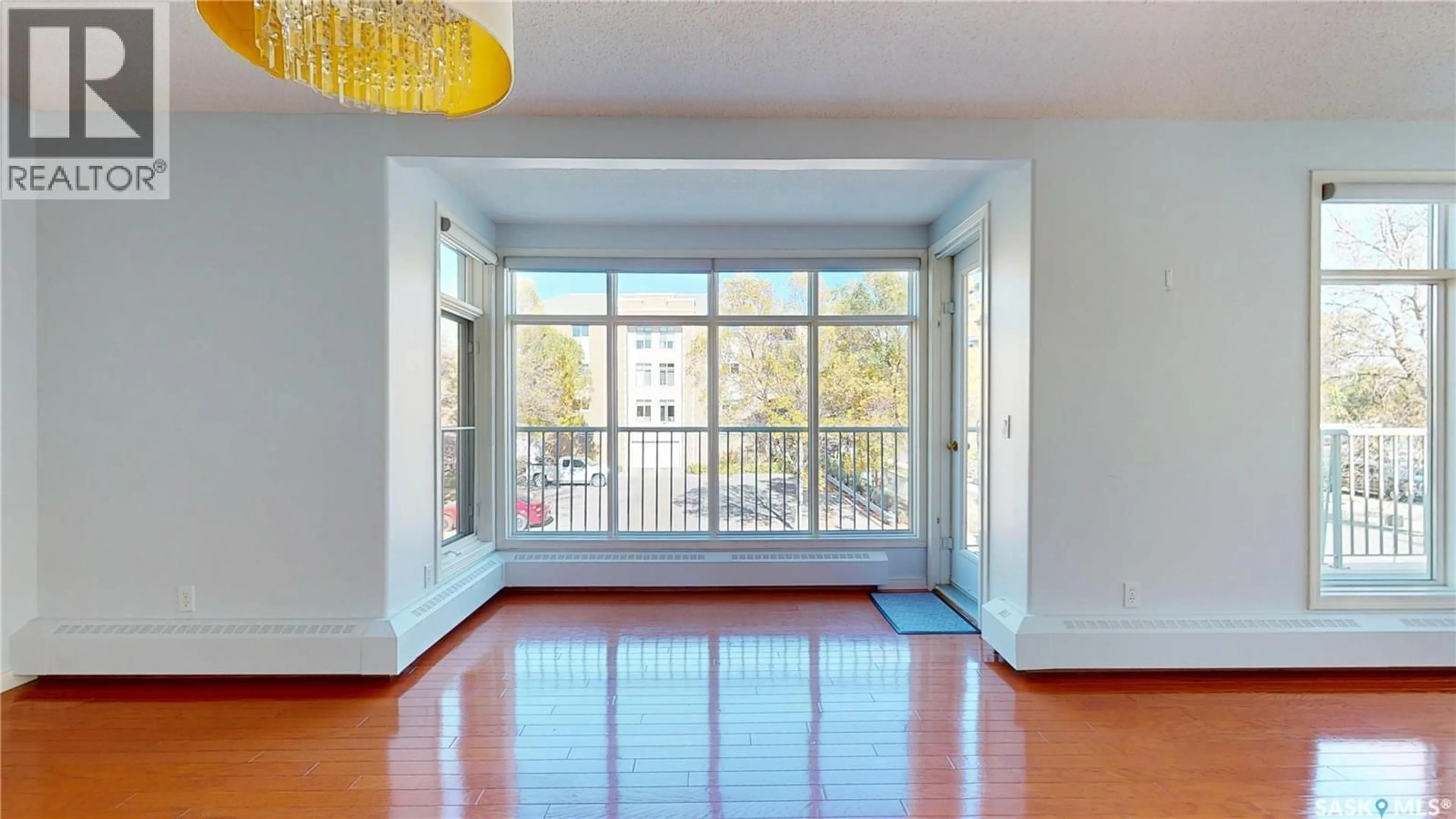 Unknown for 212 2050 COLLEGE AVENUE, Regina Saskatchewan S4P4M3