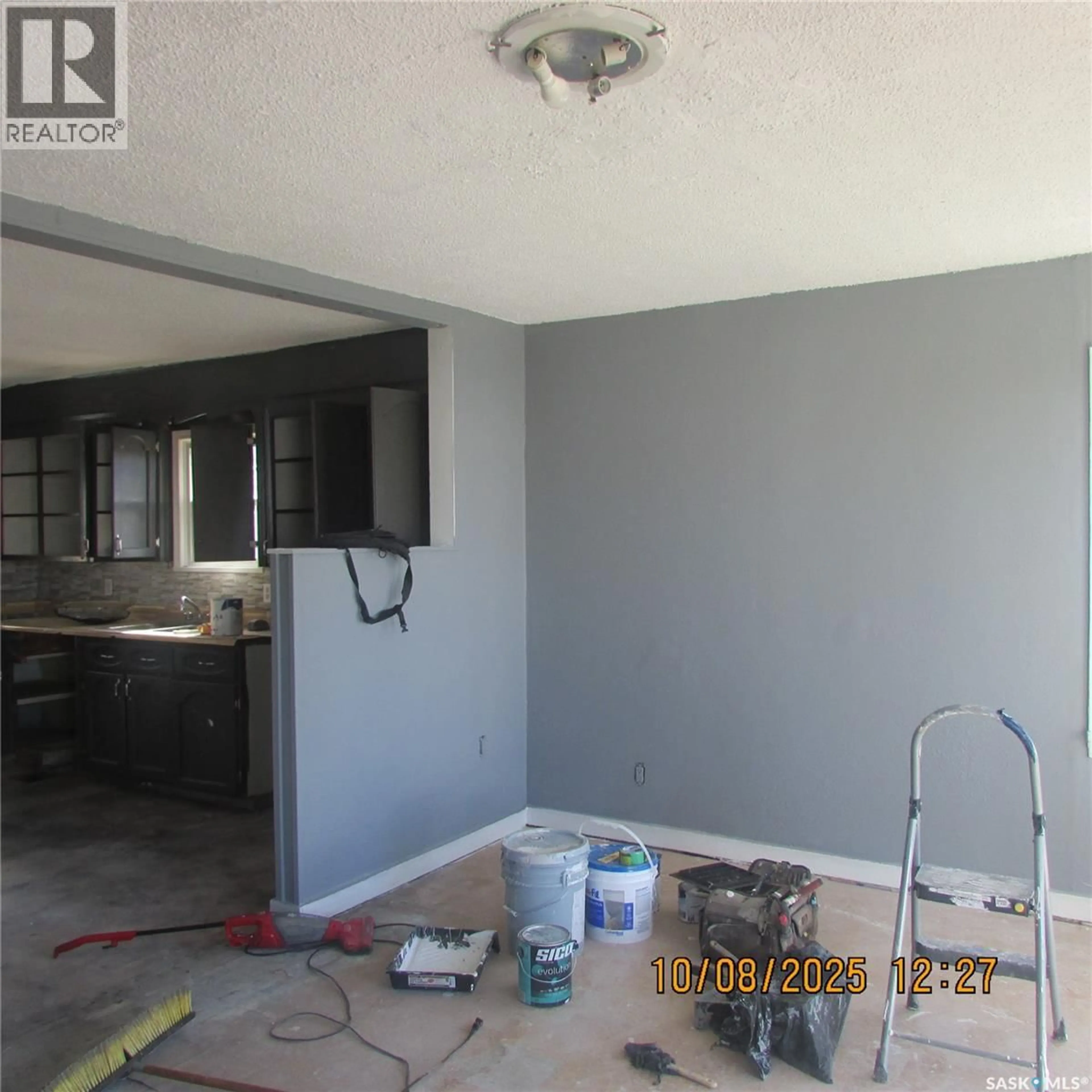 Unknown for 421 MCINTYRE STREET, Regina Saskatchewan S4R2M2