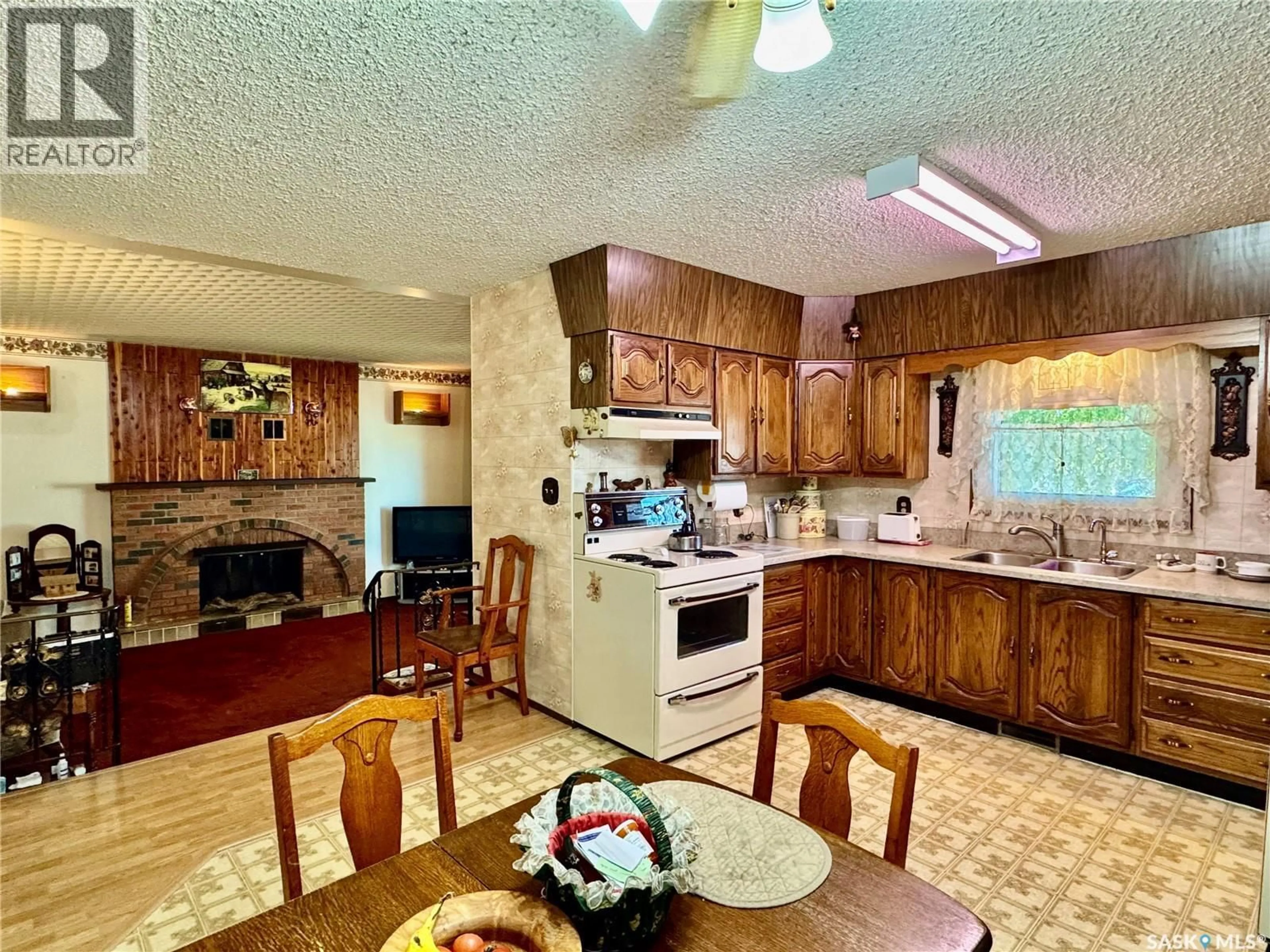 Unknown for 328 7TH STREET, Humboldt Saskatchewan S0K2A0
