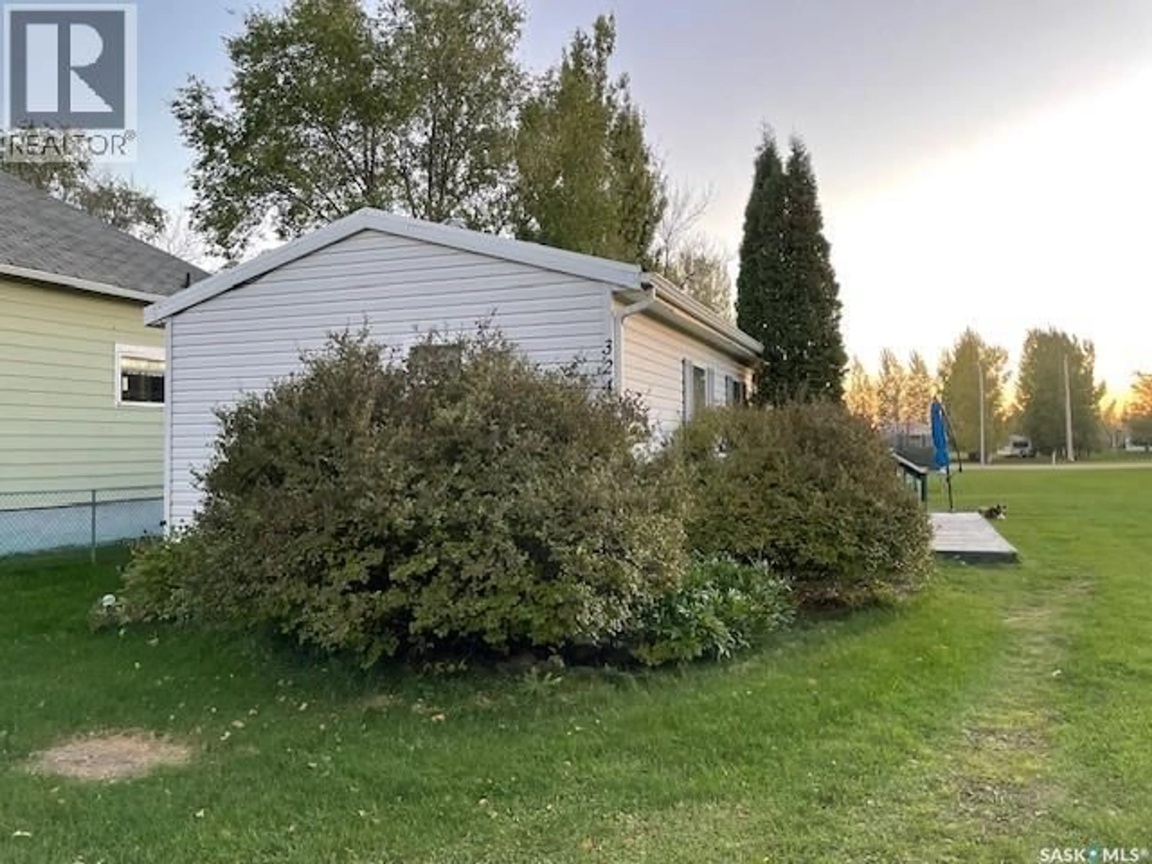 Shed for 324 7TH STREET, Alameda Saskatchewan S0C0A0