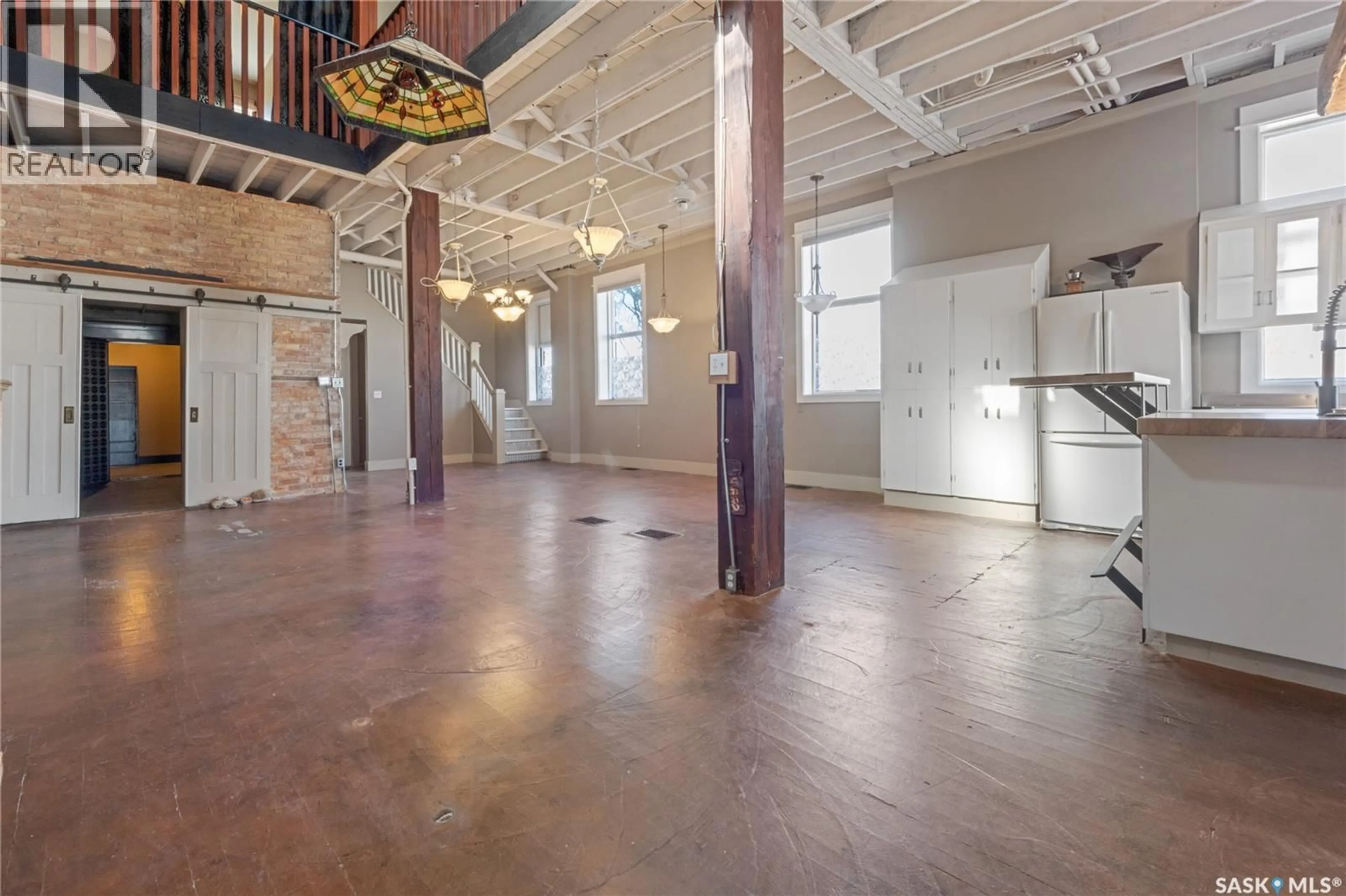 Indoor foyer for 1002 9TH STREET, Perdue Saskatchewan S0K3C0