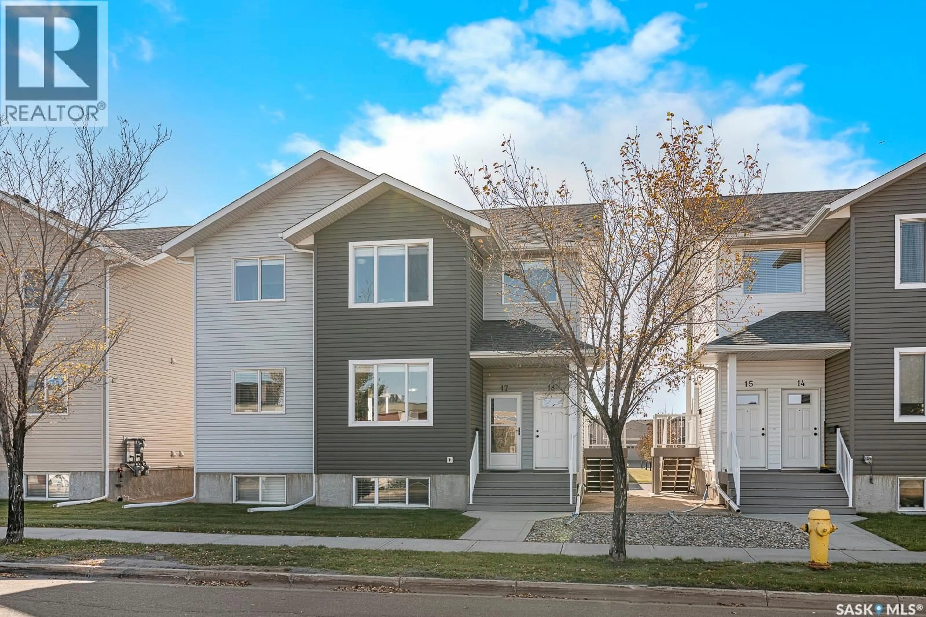 Home with vinyl exterior material, street for 17 - 4850 HARBOUR LANDING DRIVE, Regina Saskatchewan S4W0K9