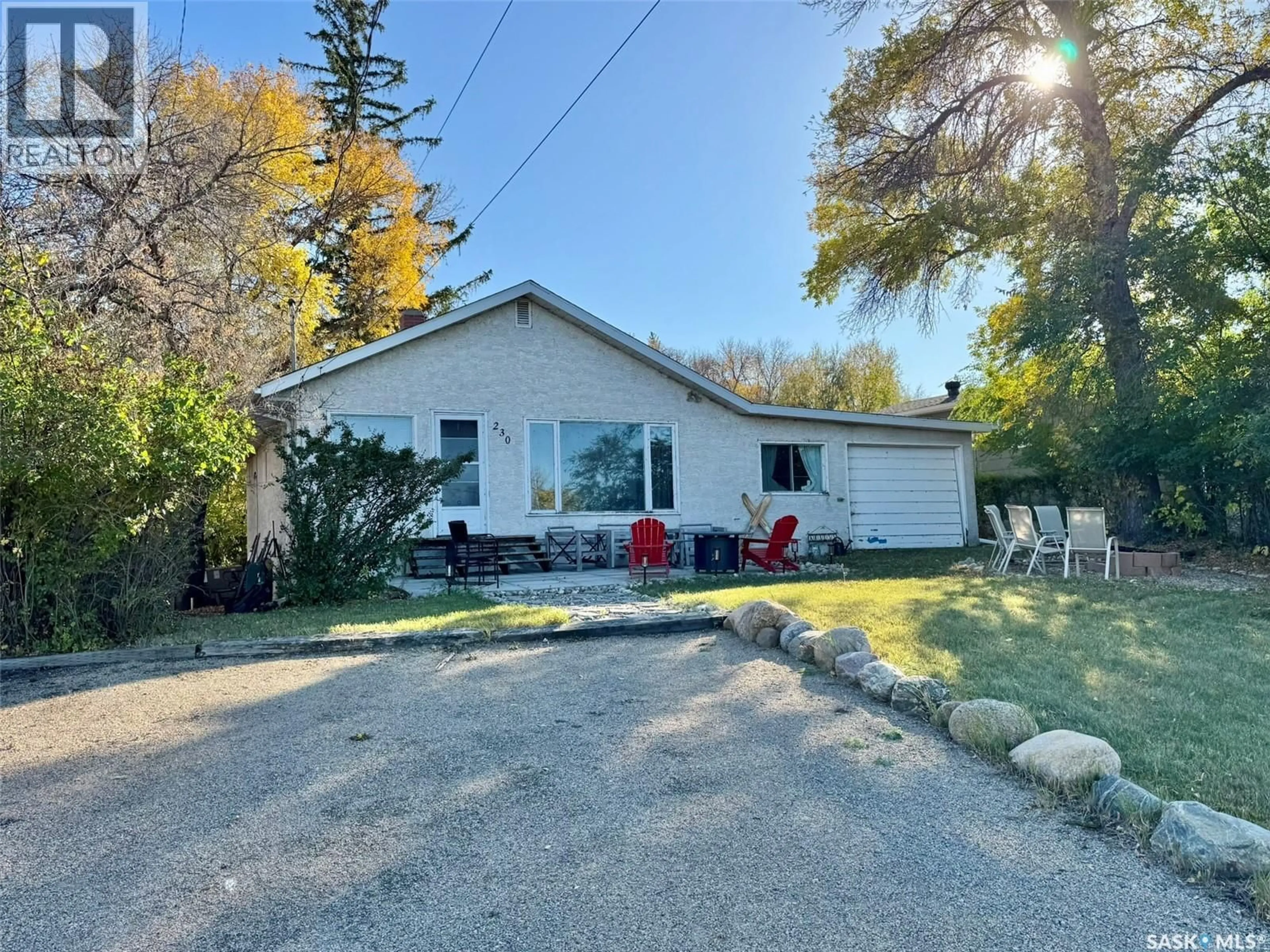 A pic from outside/outdoor area/front of a property/back of a property/a pic from drone, street for 230 DALY AVENUE, Regina Beach Saskatchewan S0G4C0