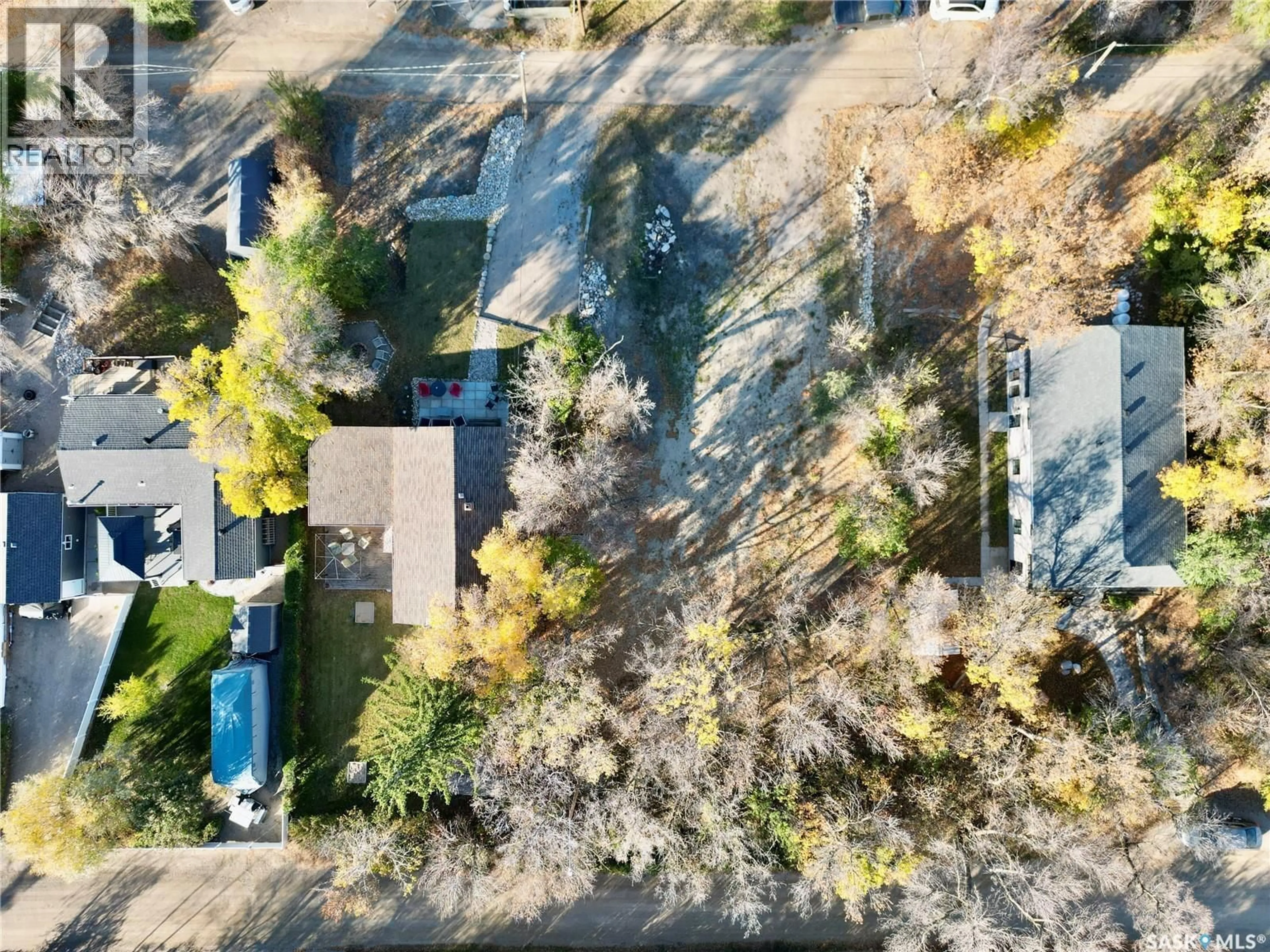 A pic from outside/outdoor area/front of a property/back of a property/a pic from drone, street for 230 DALY AVENUE, Regina Beach Saskatchewan S0G4C0