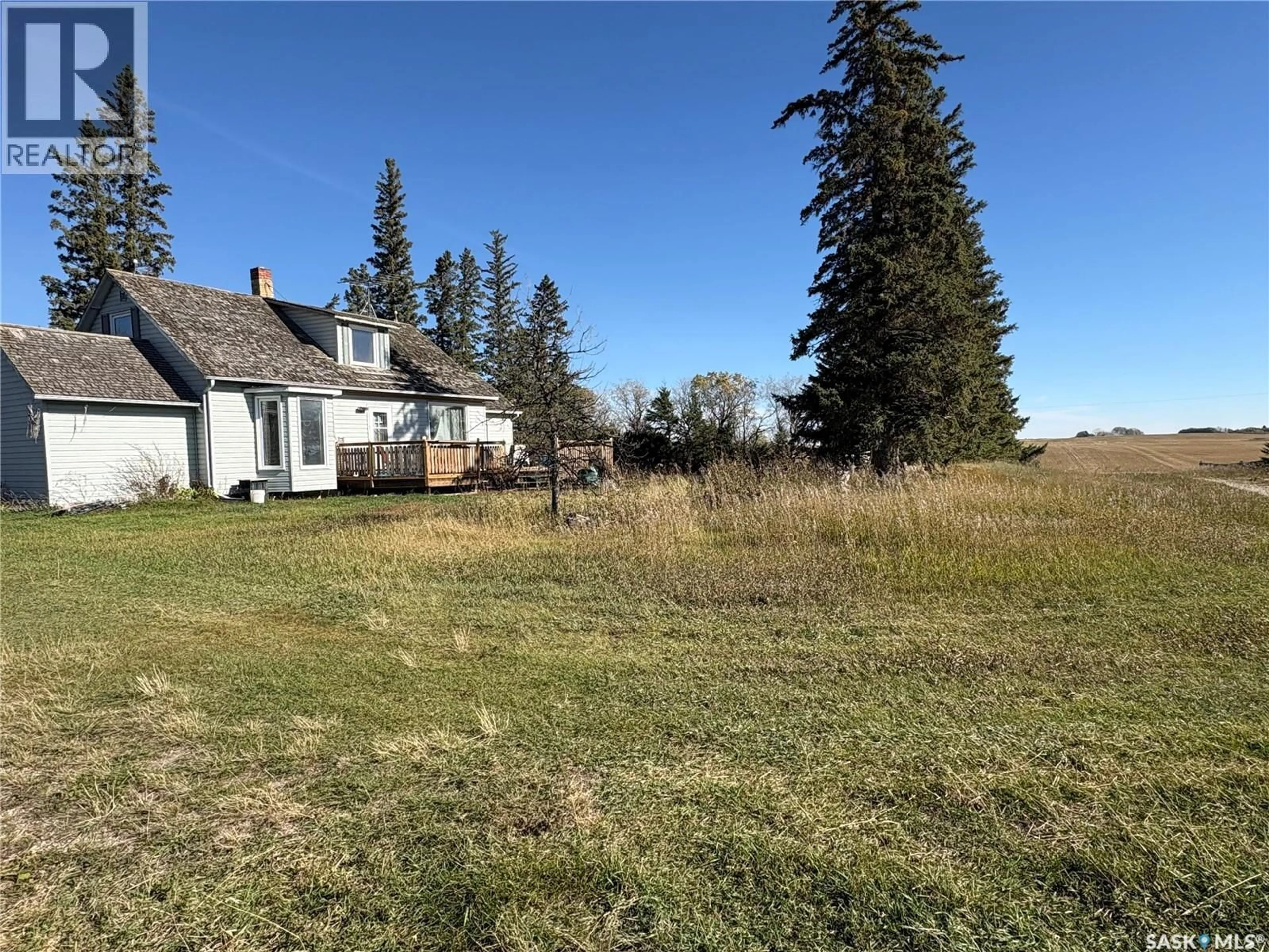 A pic from outside/outdoor area/front of a property/back of a property/a pic from drone, unknown for Rm KINGSLEY ACREAGE, Kingsley Rm No. 124 Saskatchewan S0G2S0