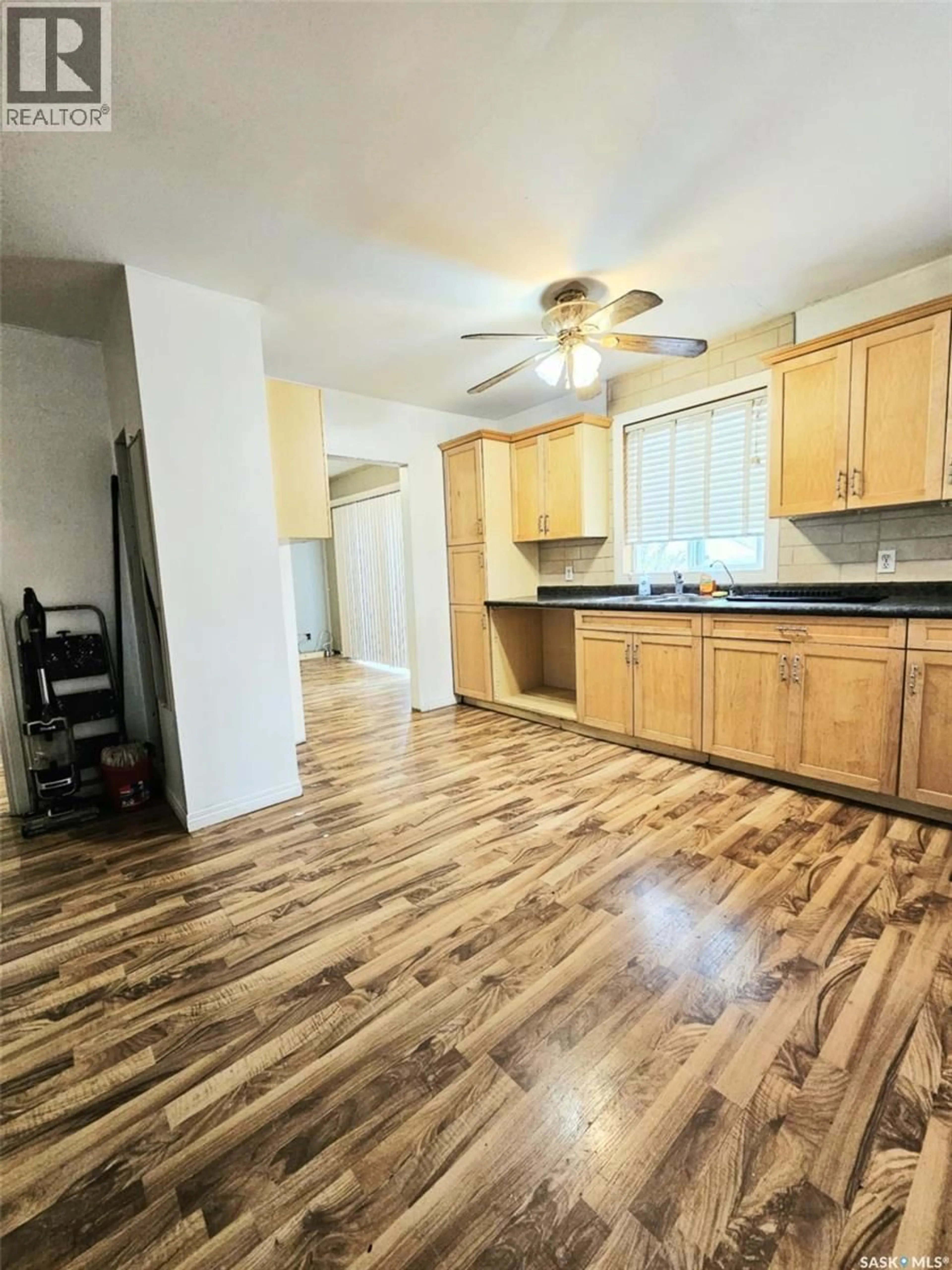 A pic of a room for 45 ASSINIBOIA AVENUE, Dubuc Saskatchewan S0A0R0