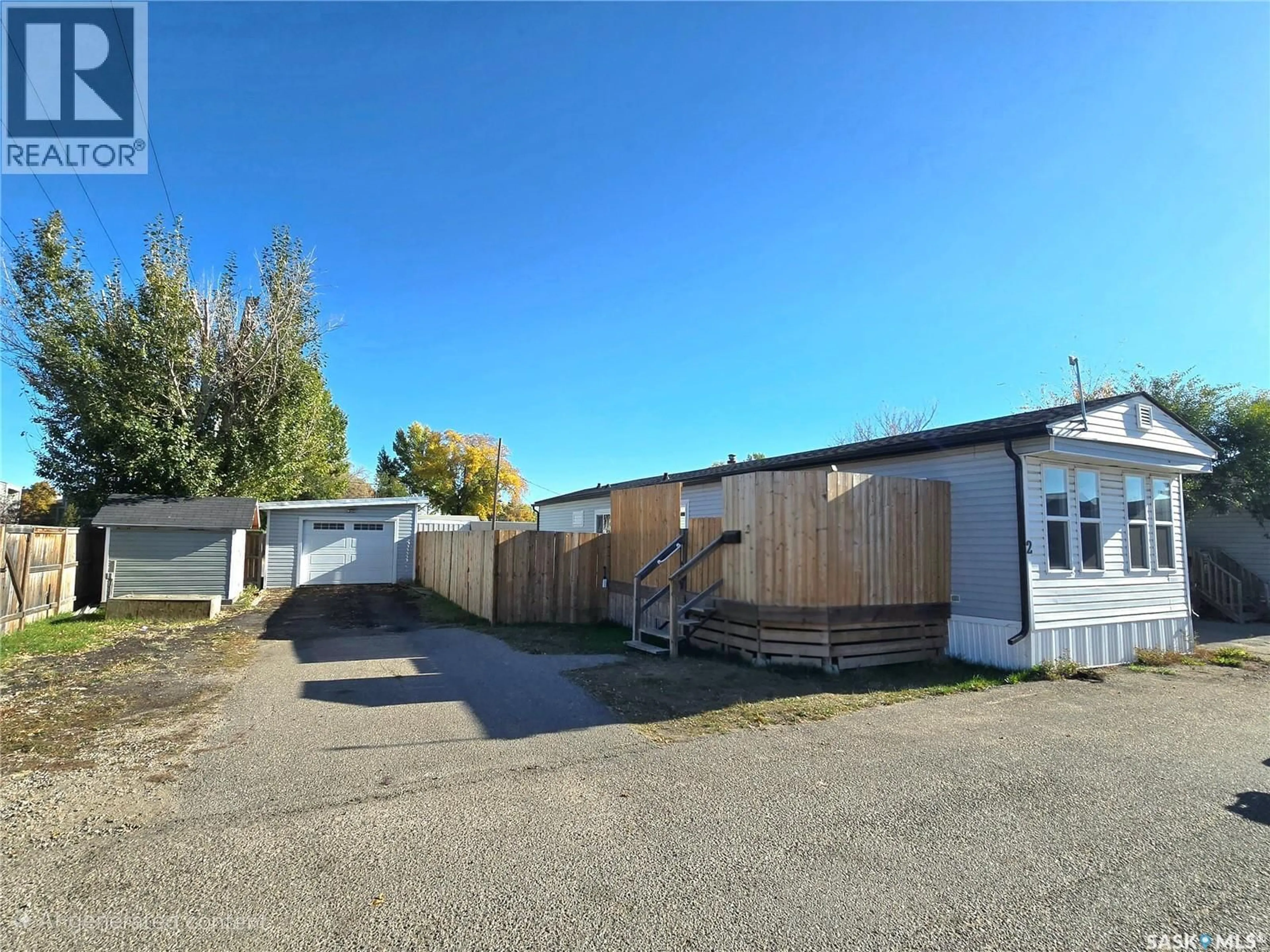 Unknown for 2 219 GRANT STREET, Saskatoon Saskatchewan S7N2A5