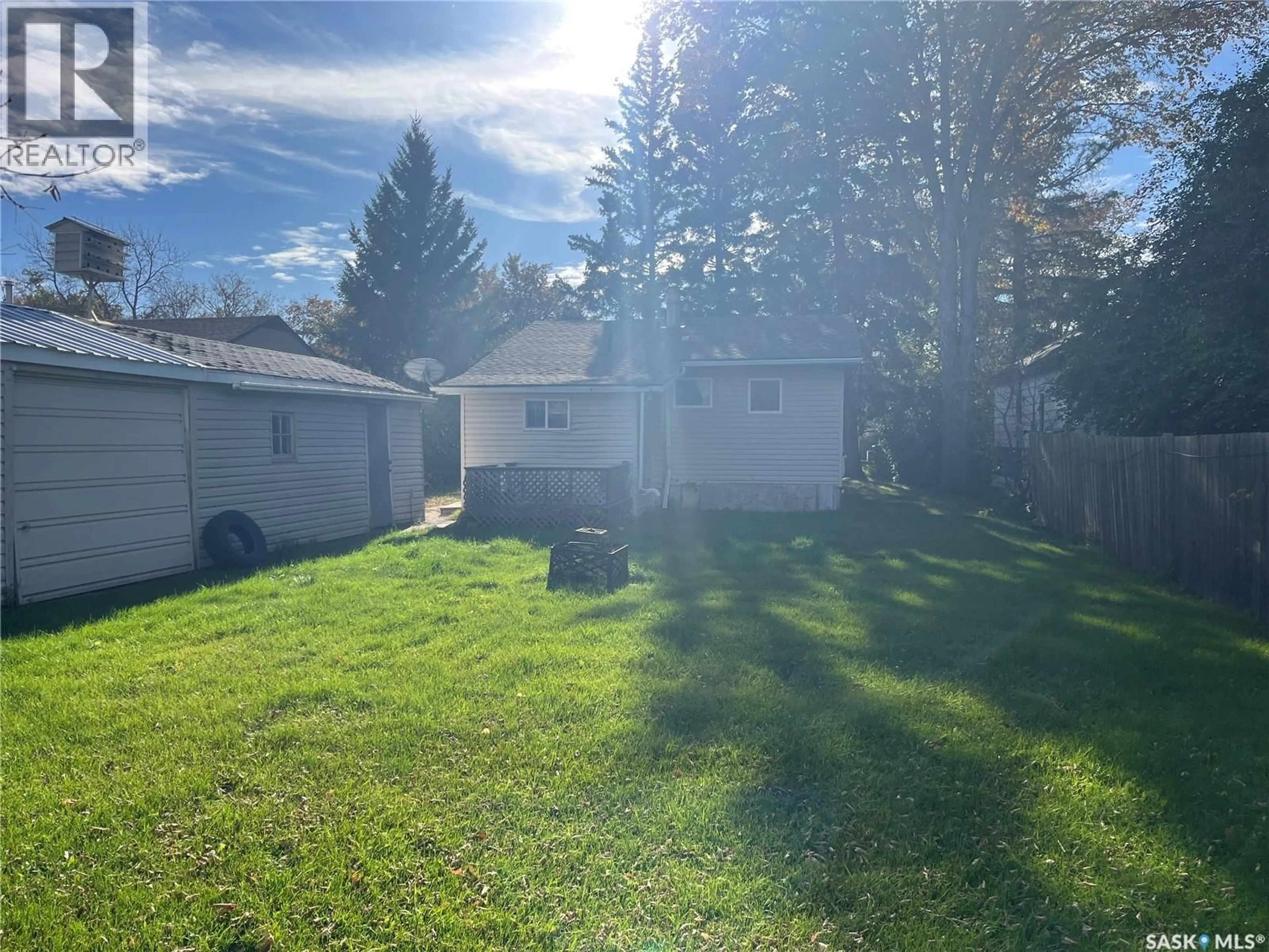 A pic from outside/outdoor area/front of a property/back of a property/a pic from drone, unknown for 58 HORKOFF AVENUE, Wadena Saskatchewan S0A4J0