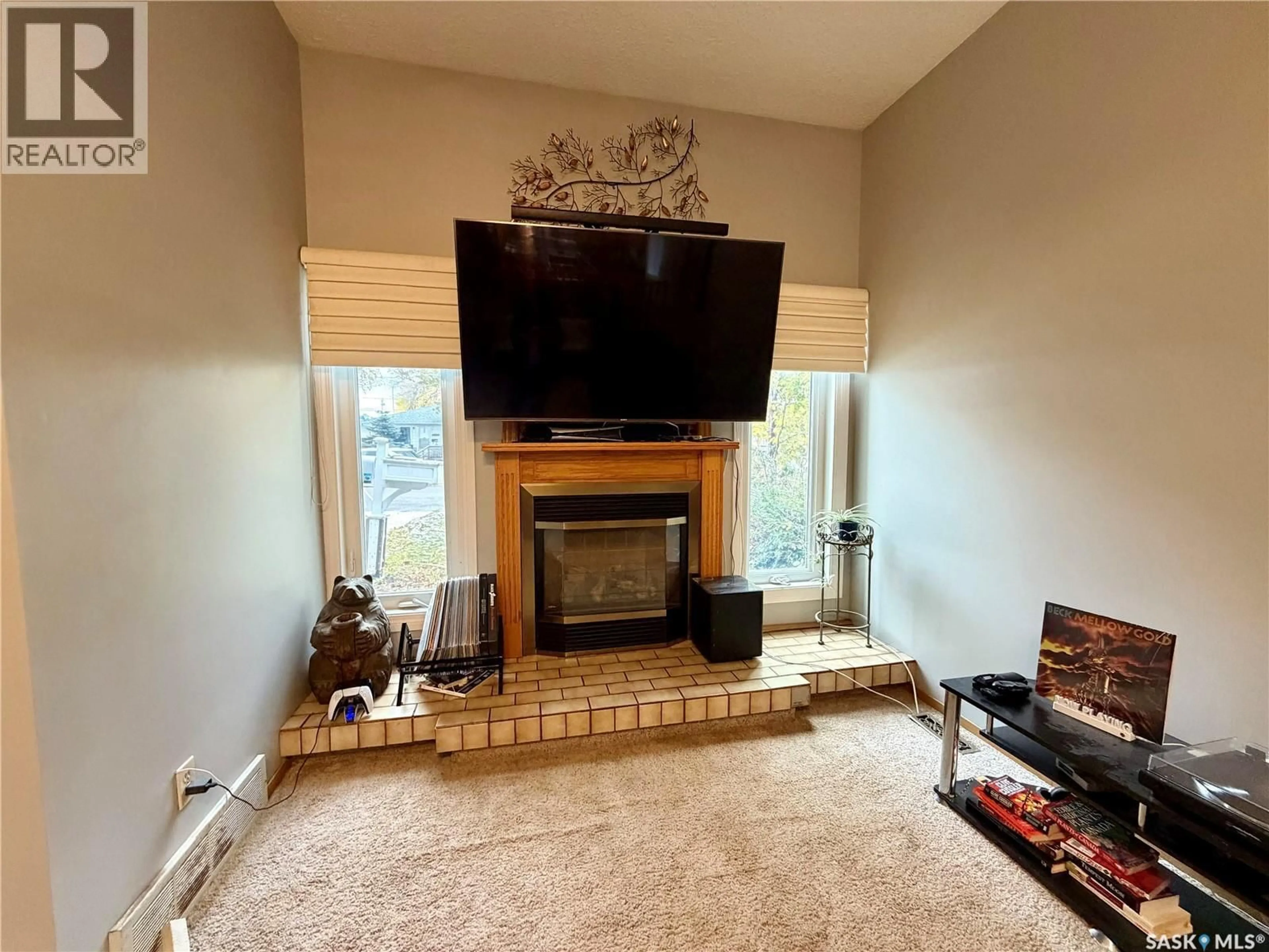 A pic of a room for 222 ANGUS STREET, Regina Saskatchewan S4R3K9