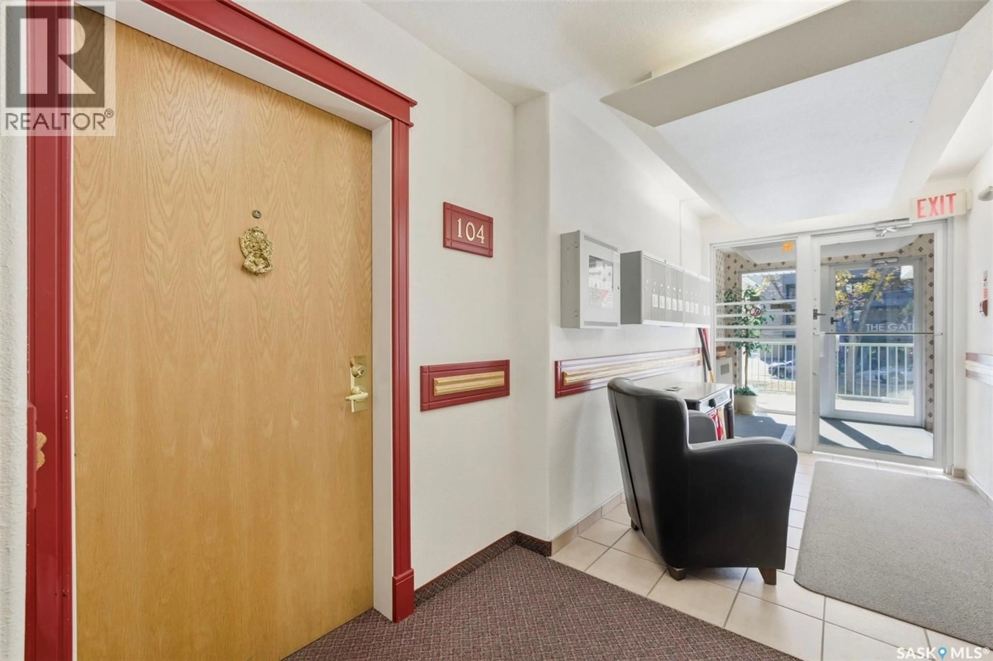 Indoor foyer for 505 - 104 MAIN STREET, Saskatoon Saskatchewan S7N0C2