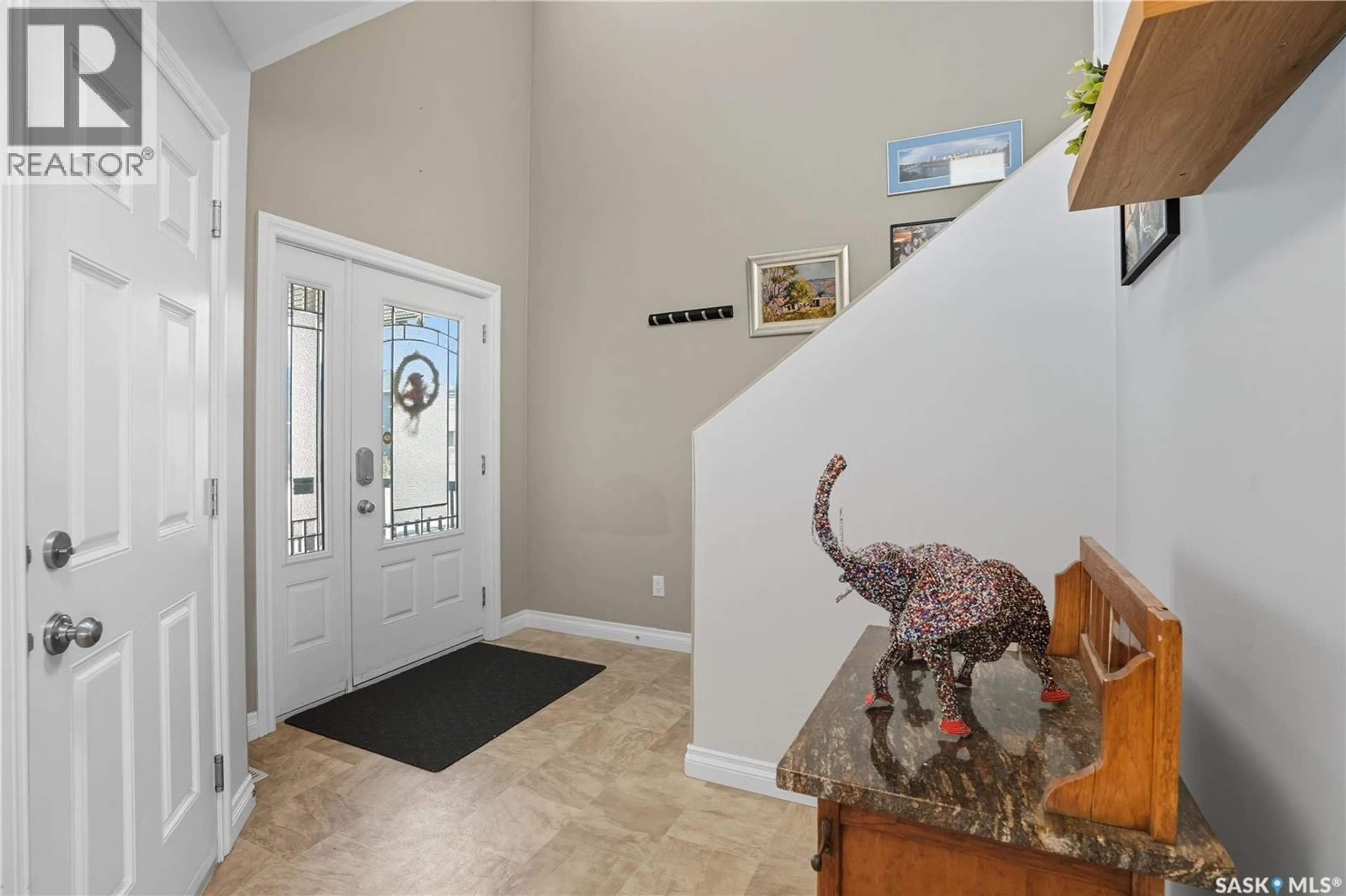 Indoor entryway for 509 MAPLE CRESCENT, Warman Saskatchewan S0K4S2