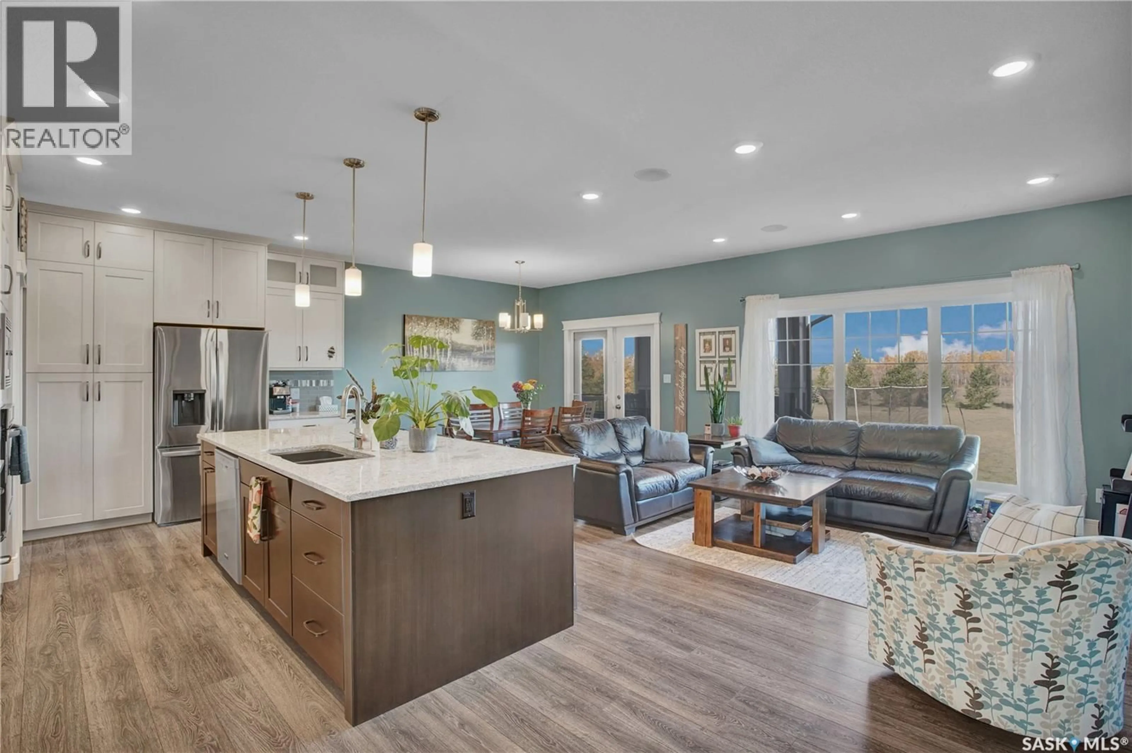 Open concept kitchen, unknown for 20 PARKSID DRIVE, Corman Park Rm No. 344 Saskatchewan S0K3A0
