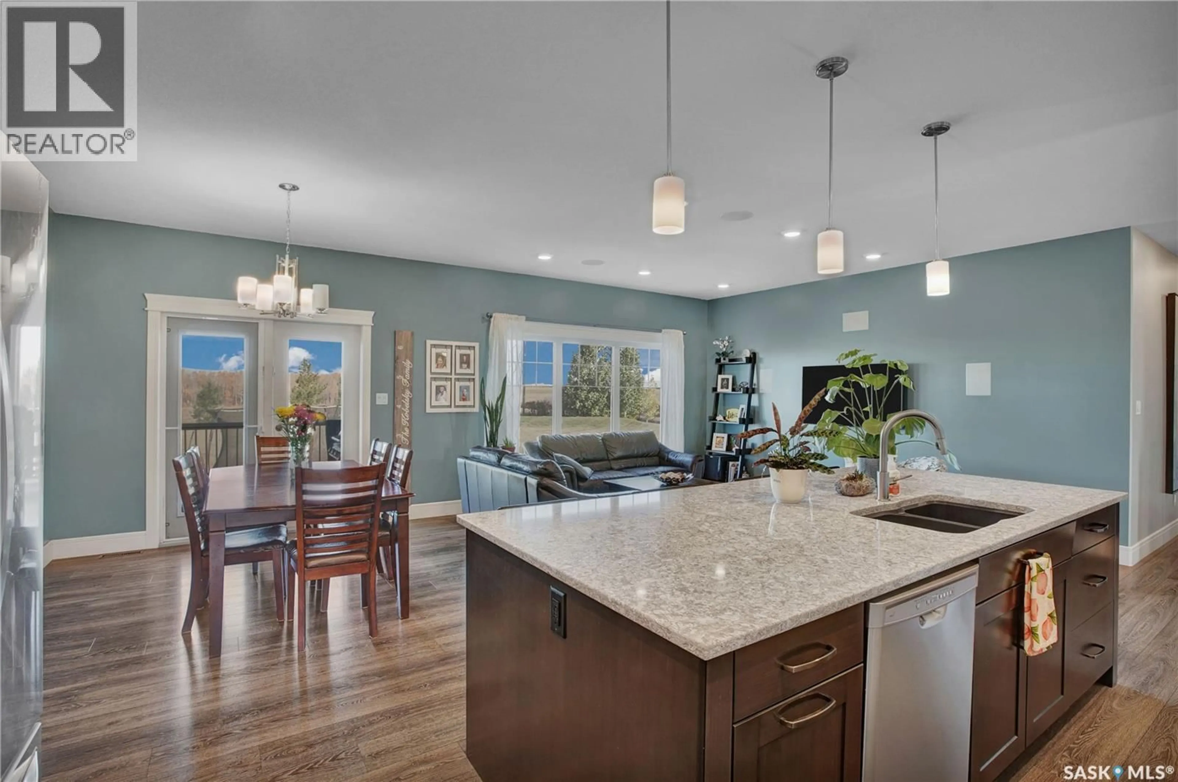 Open concept kitchen, ceramic/tile floor for 20 PARKSID DRIVE, Corman Park Rm No. 344 Saskatchewan S0K3A0