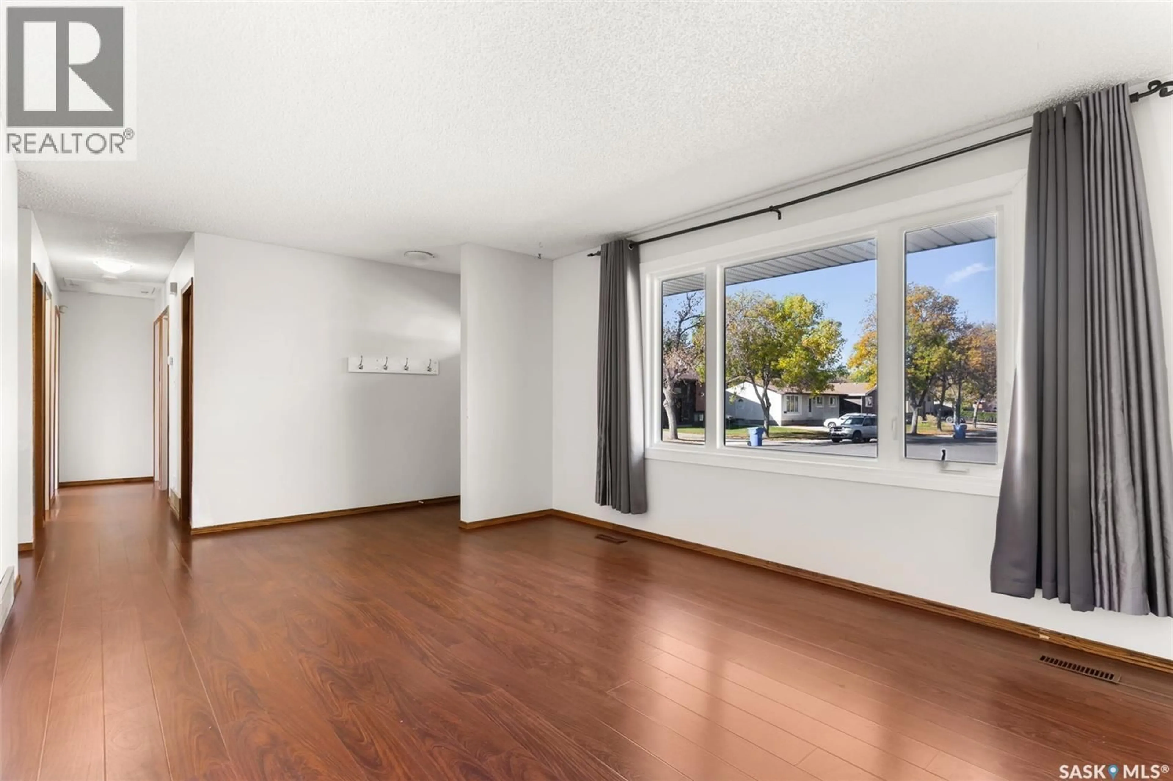 A pic of a room for 146 VERNON CRESCENT, Regina Saskatchewan S4R7P5