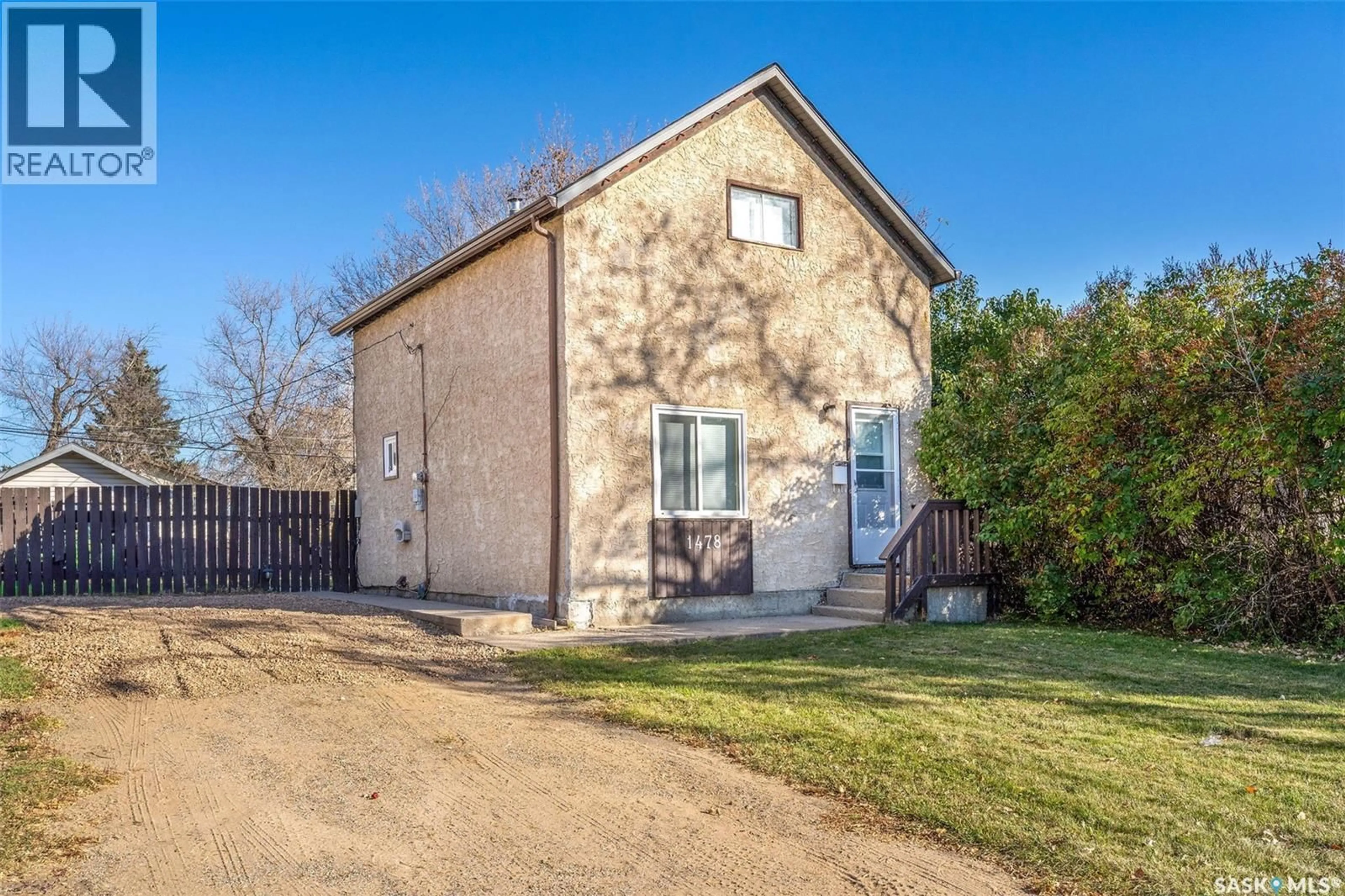 A pic from outside/outdoor area/front of a property/back of a property/a pic from drone, street for 1478 1ST STREET, Prince Albert Saskatchewan S6V0E5