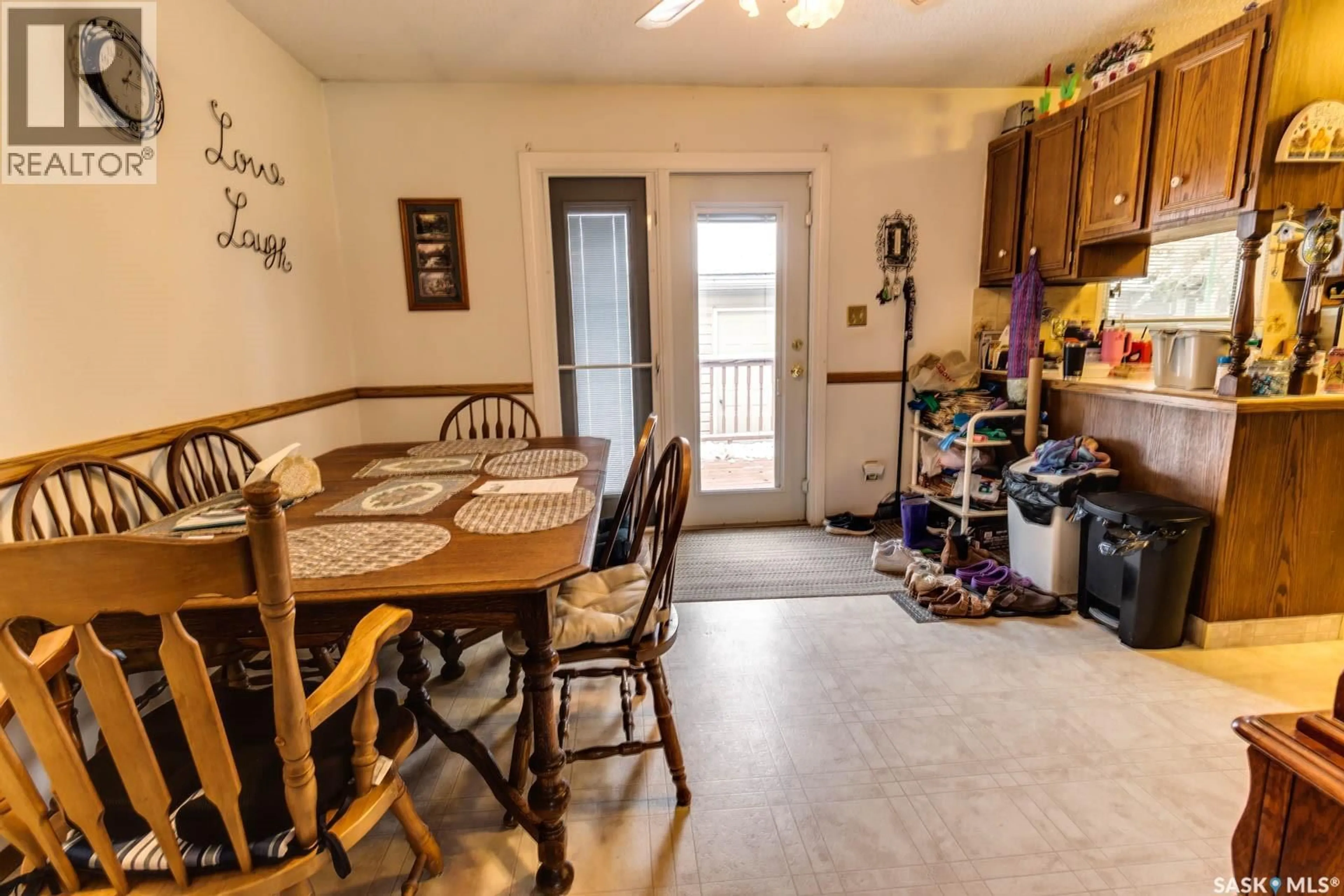 Dining room, unknown for 835 BATTEL STREET, Regina Saskatchewan S4X1Y4