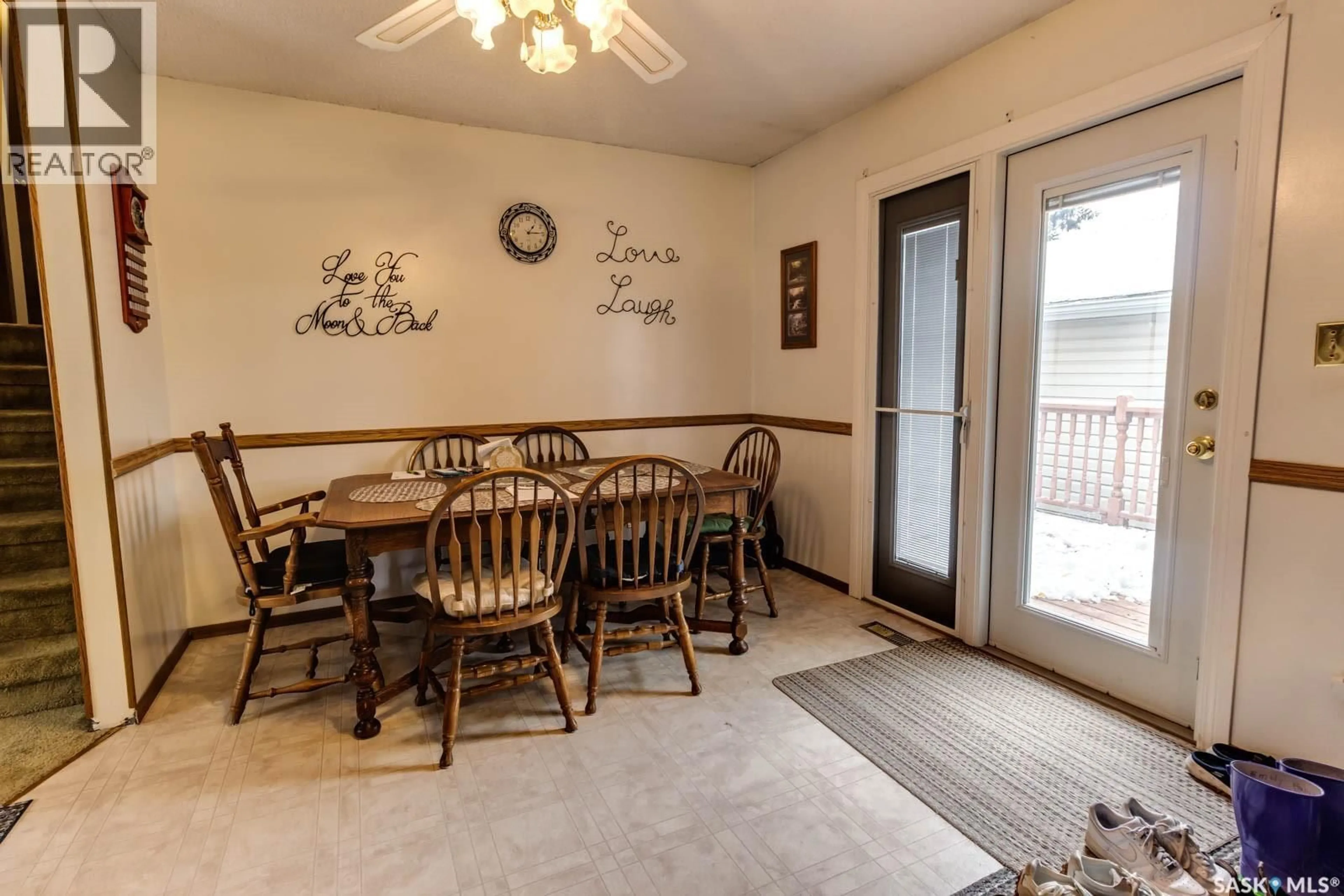 Dining room, unknown for 835 BATTEL STREET, Regina Saskatchewan S4X1Y4