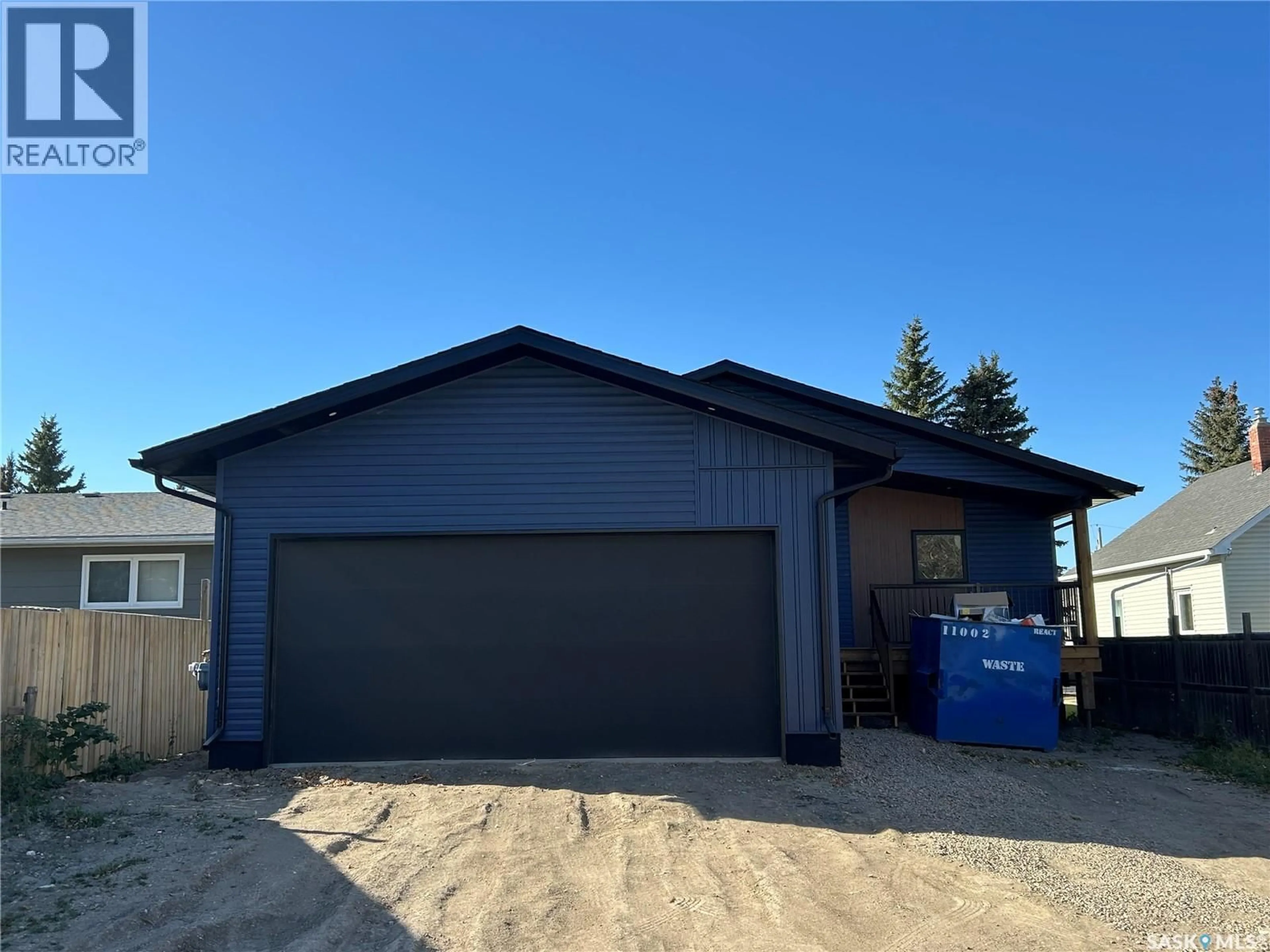Home with vinyl exterior material, street for 624 11TH STREET, Humboldt Saskatchewan S0K2A0