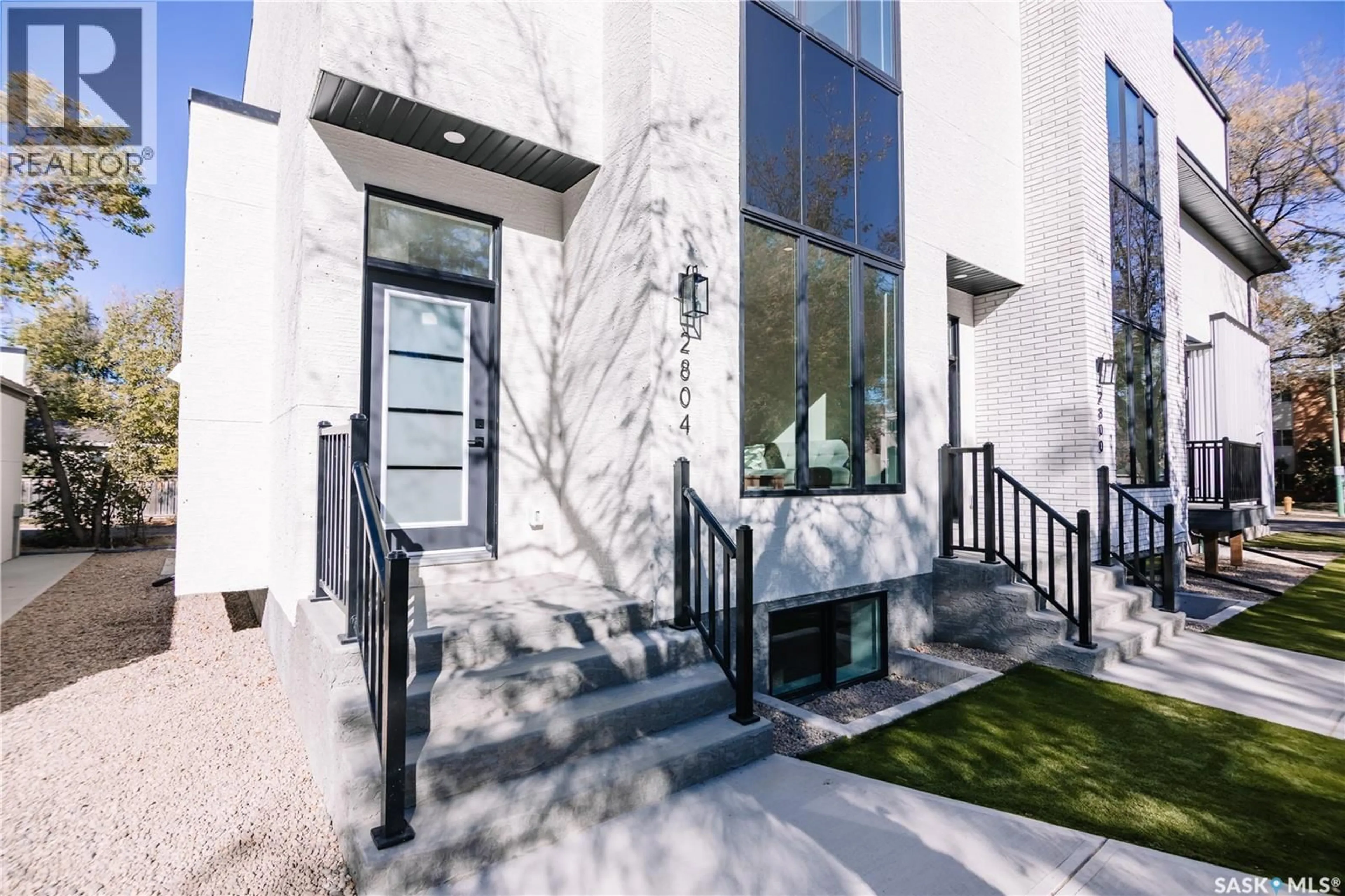 Unknown for 2804 14TH AVENUE, Regina Saskatchewan S4T5S8