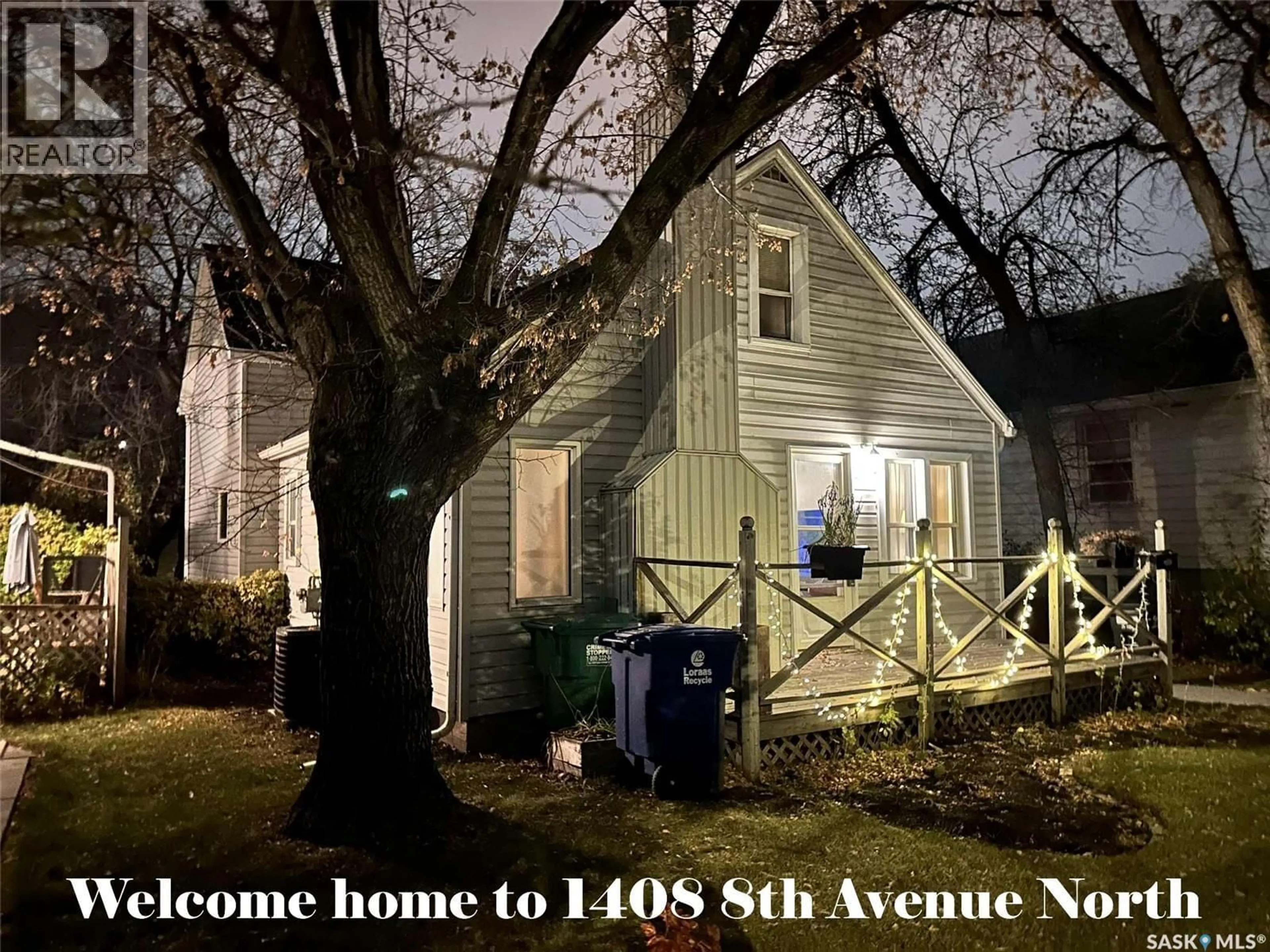 A pic from outside/outdoor area/front of a property/back of a property/a pic from drone, street for 1408 8TH AVENUE, Saskatoon Saskatchewan S7K2X7