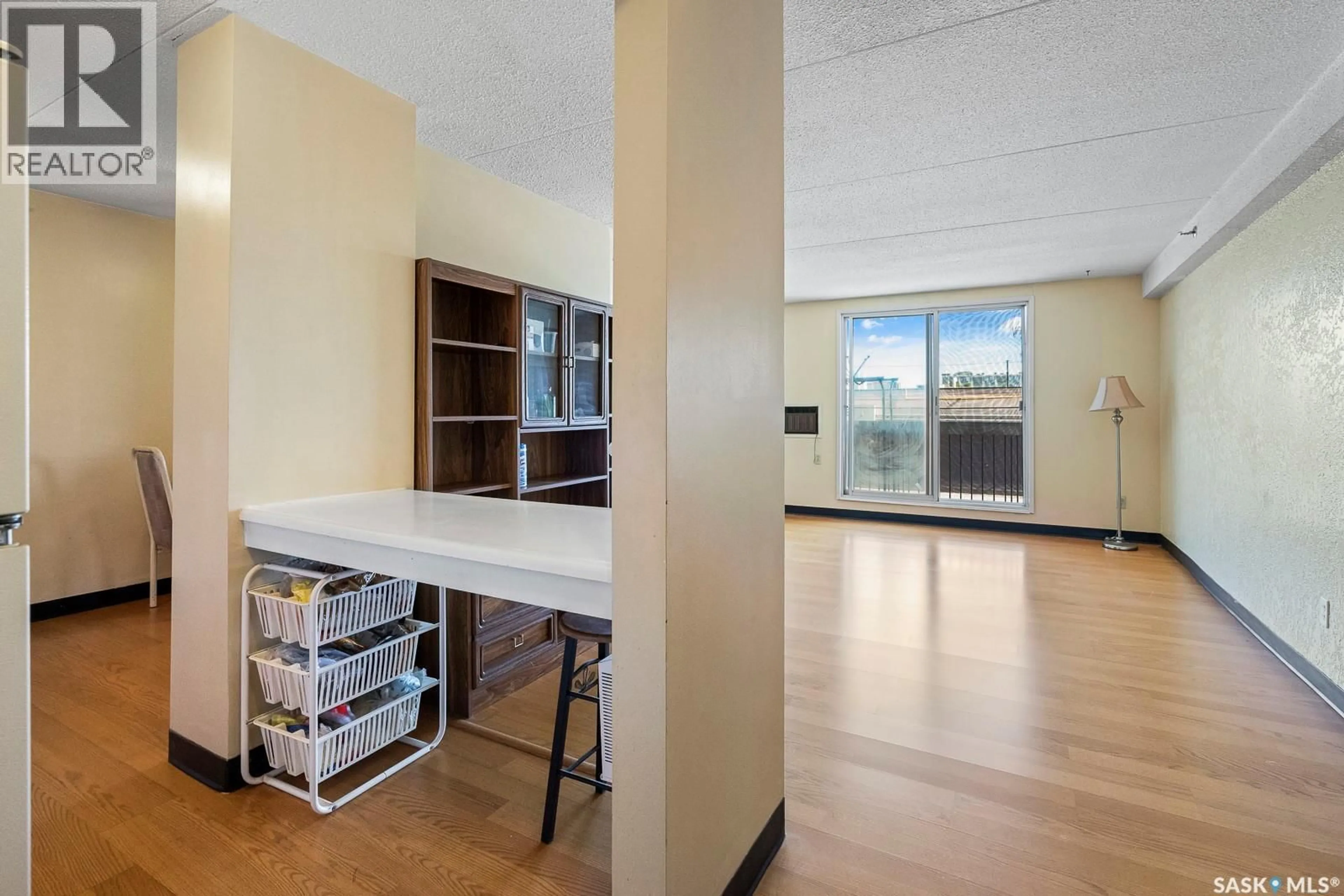 Unknown for 205 - 4045 RAE STREET, Regina Saskatchewan S4S6Y8