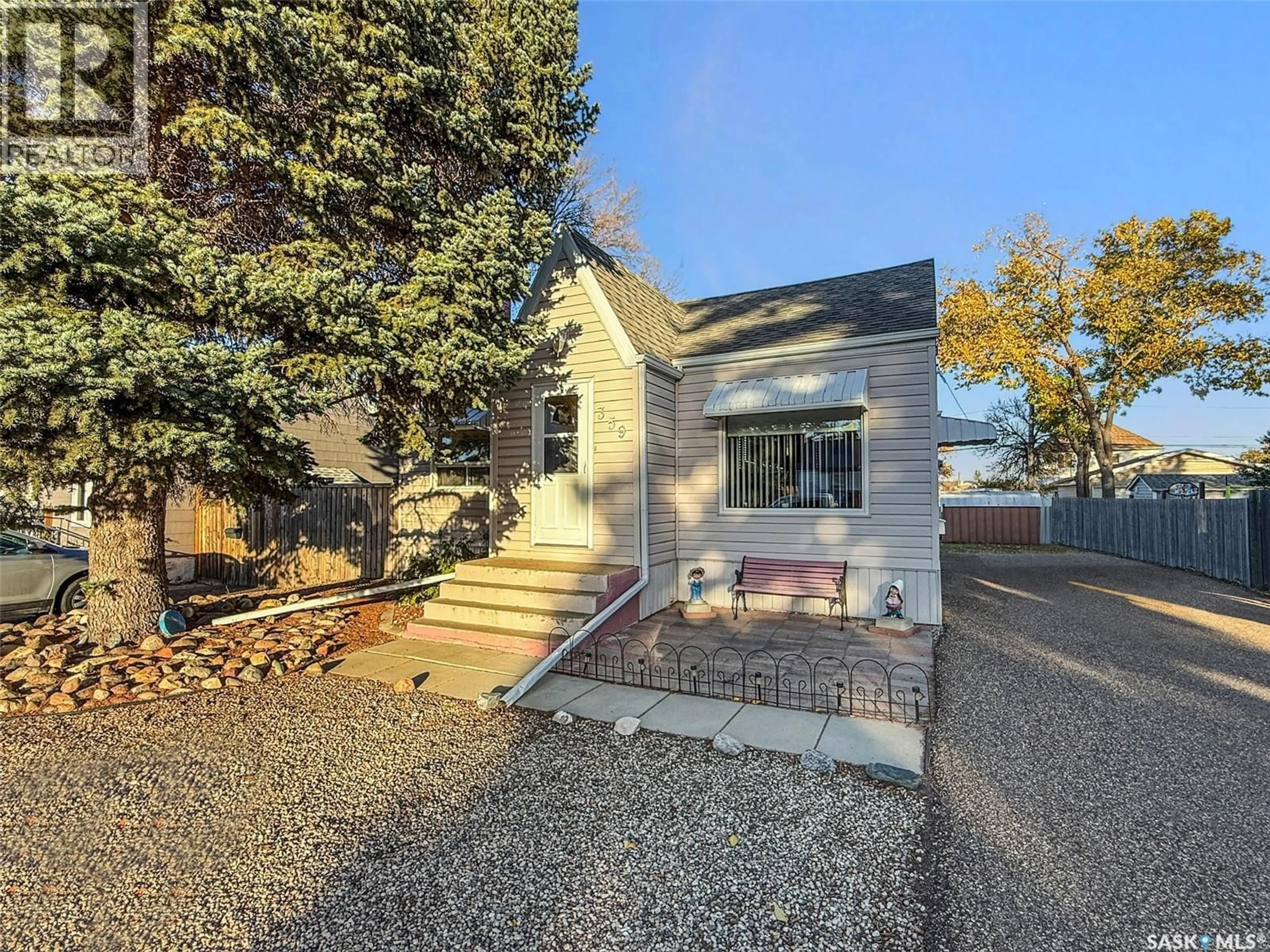 Unknown for 359 5TH AVE, Swift Current Saskatchewan S9H0W7