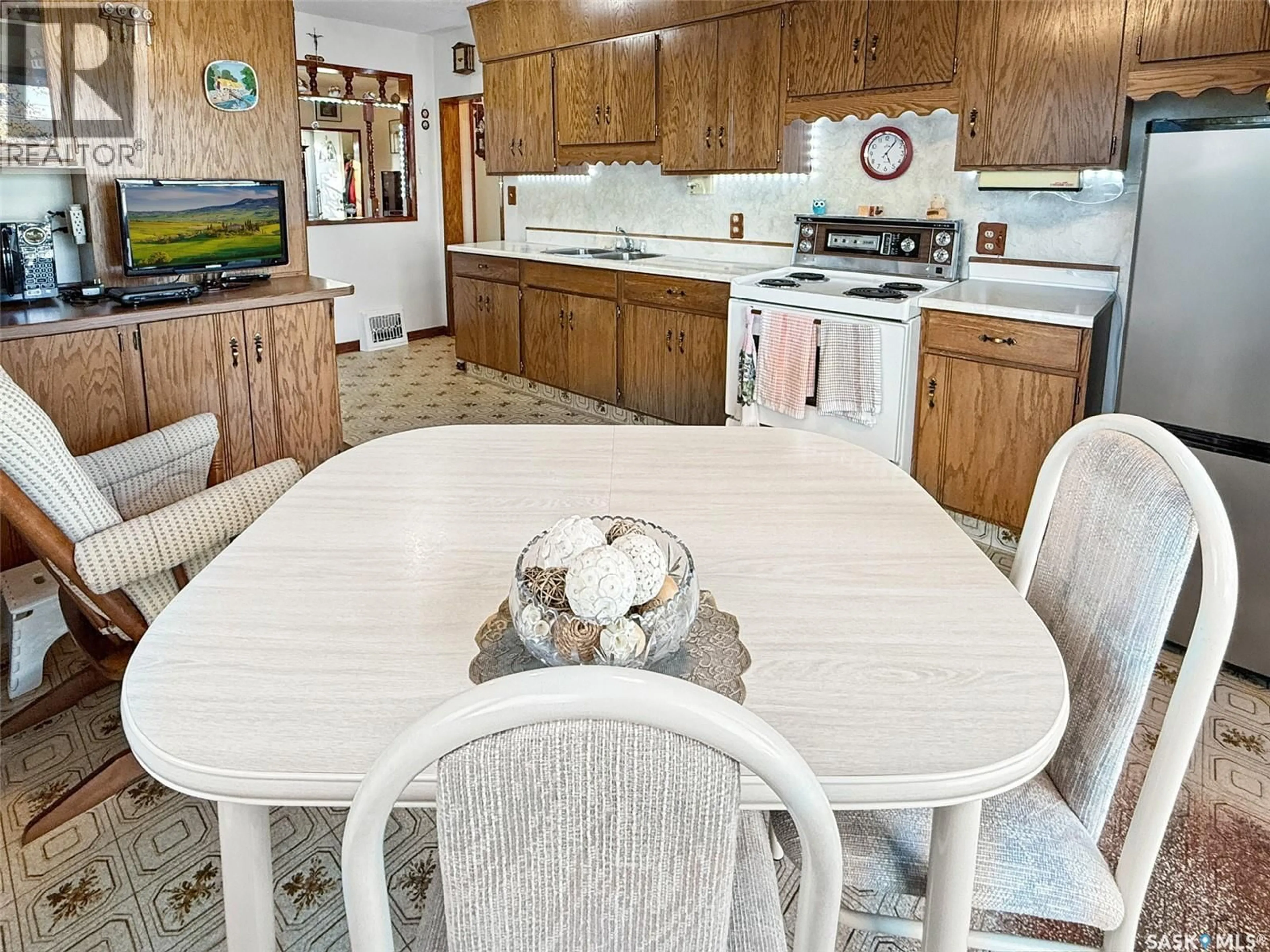 Unknown for 359 5TH AVE, Swift Current Saskatchewan S9H0W7