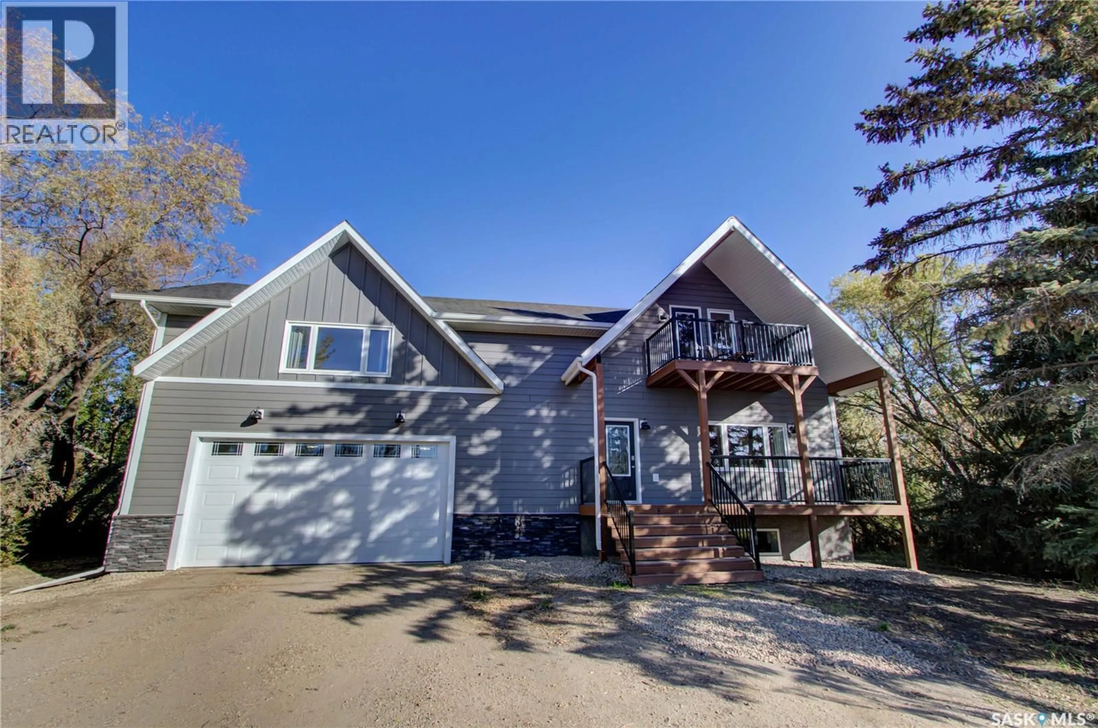 Home with vinyl exterior material, street for 437 2ND STREET, Beatty Saskatchewan S0J0C0
