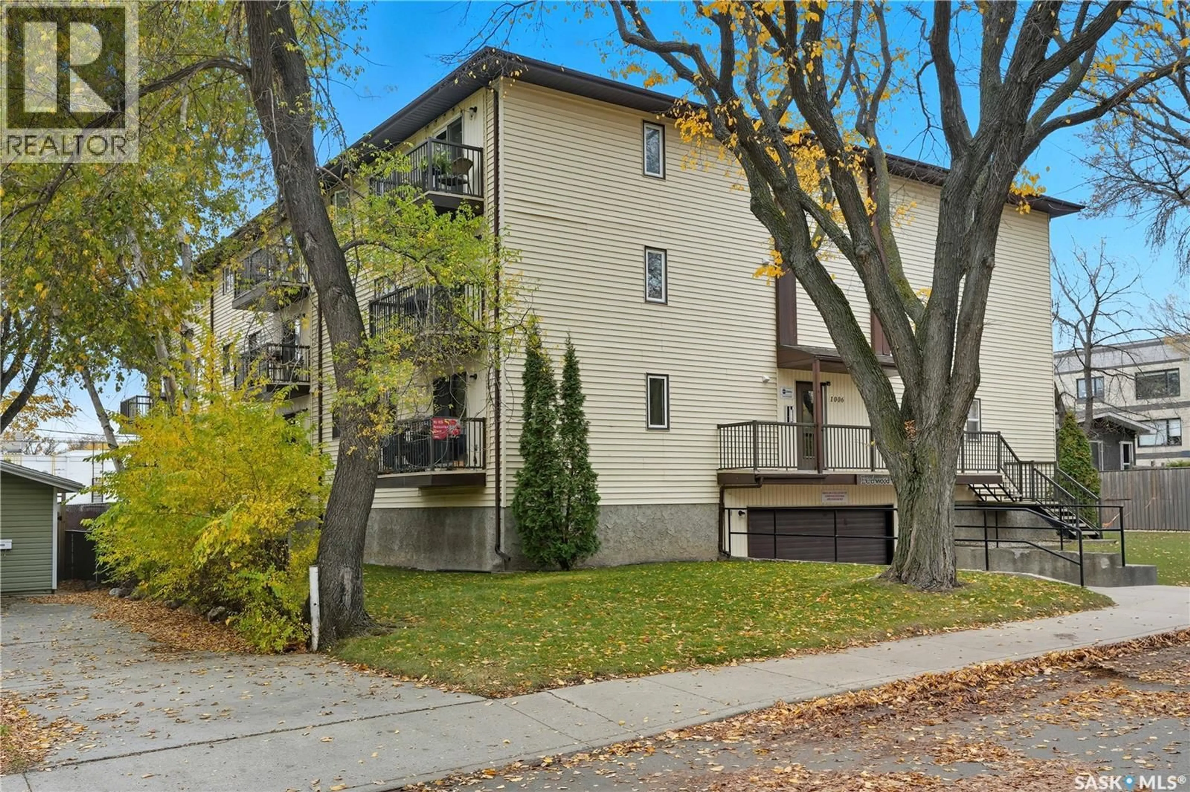 Unknown for 204 - 1006 9TH STREET, Saskatoon Saskatchewan S7H0N2
