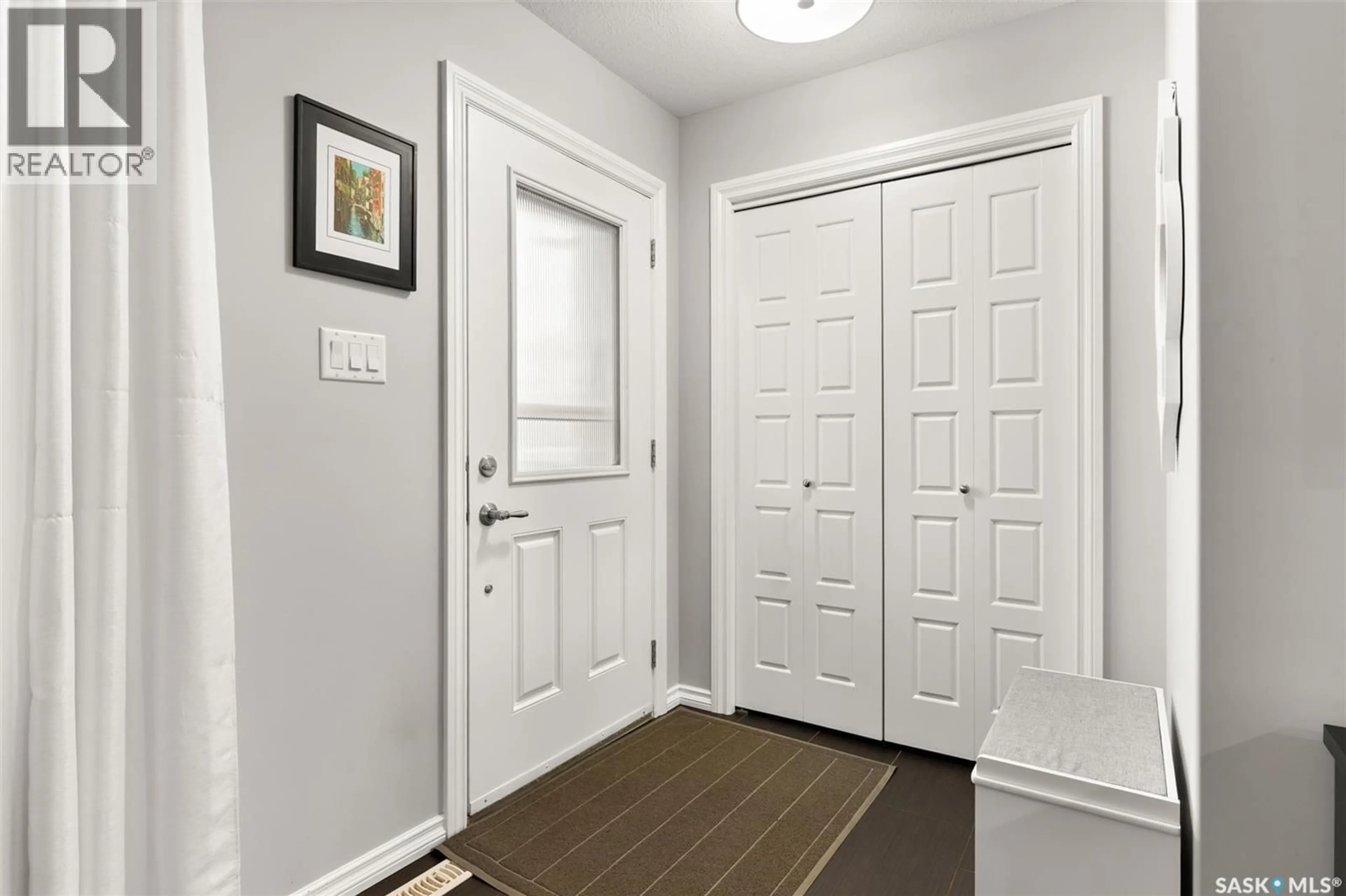 Indoor entryway for E - 132 1920 7TH AVENUE, Regina Saskatchewan S4N6M9