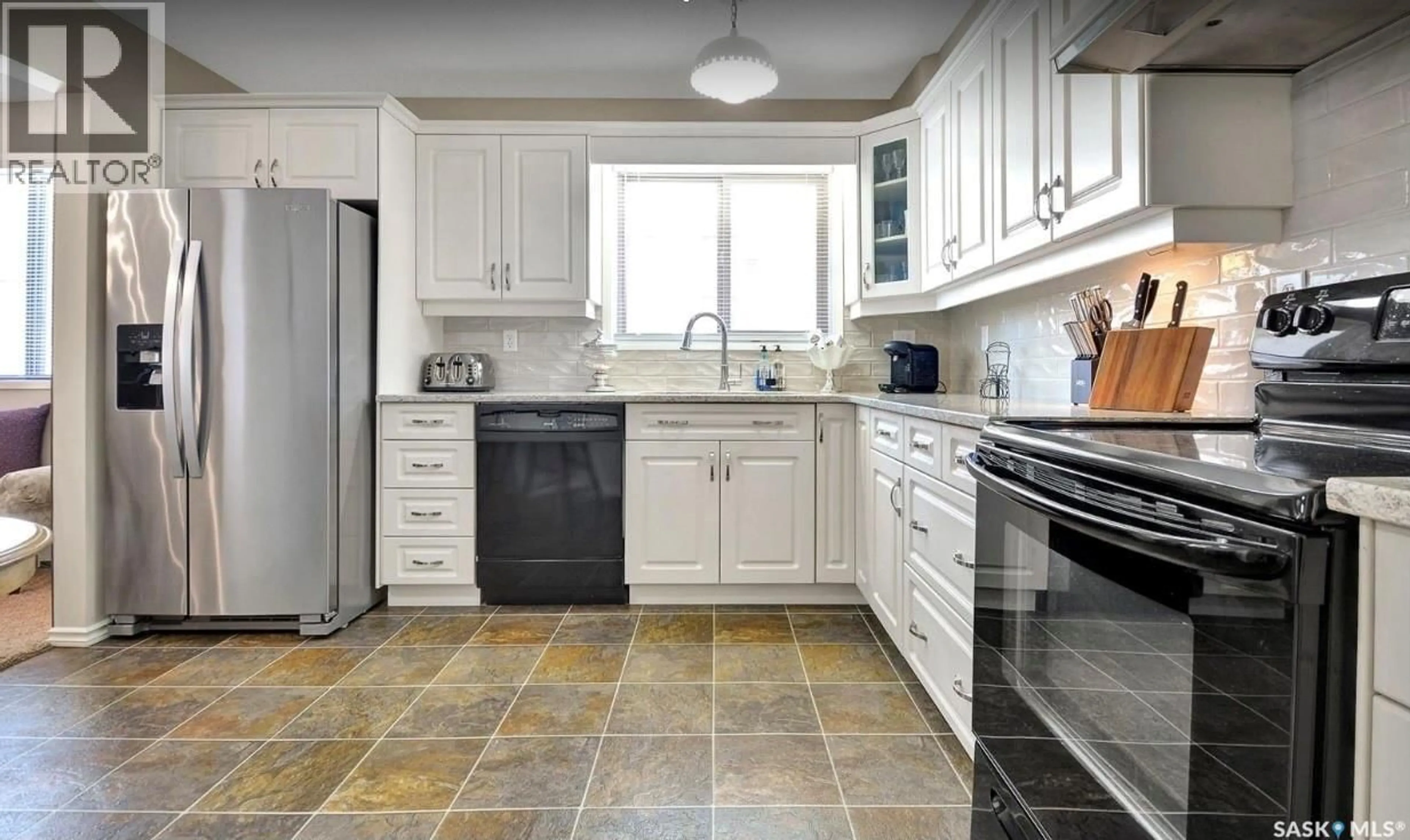 Unknown for N - 209 525 5TH AVENUE, Saskatoon Saskatchewan S7K2R1