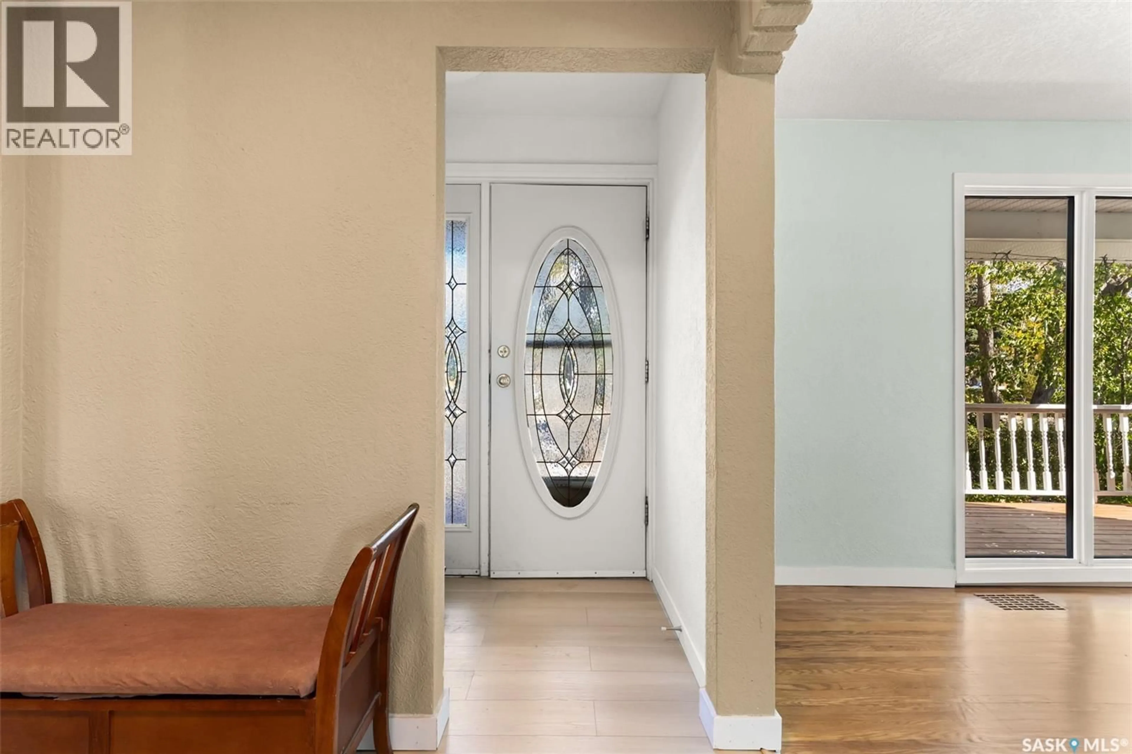 Indoor entryway for 3714 ARGYLE STREET, Regina Saskatchewan S4S2C2