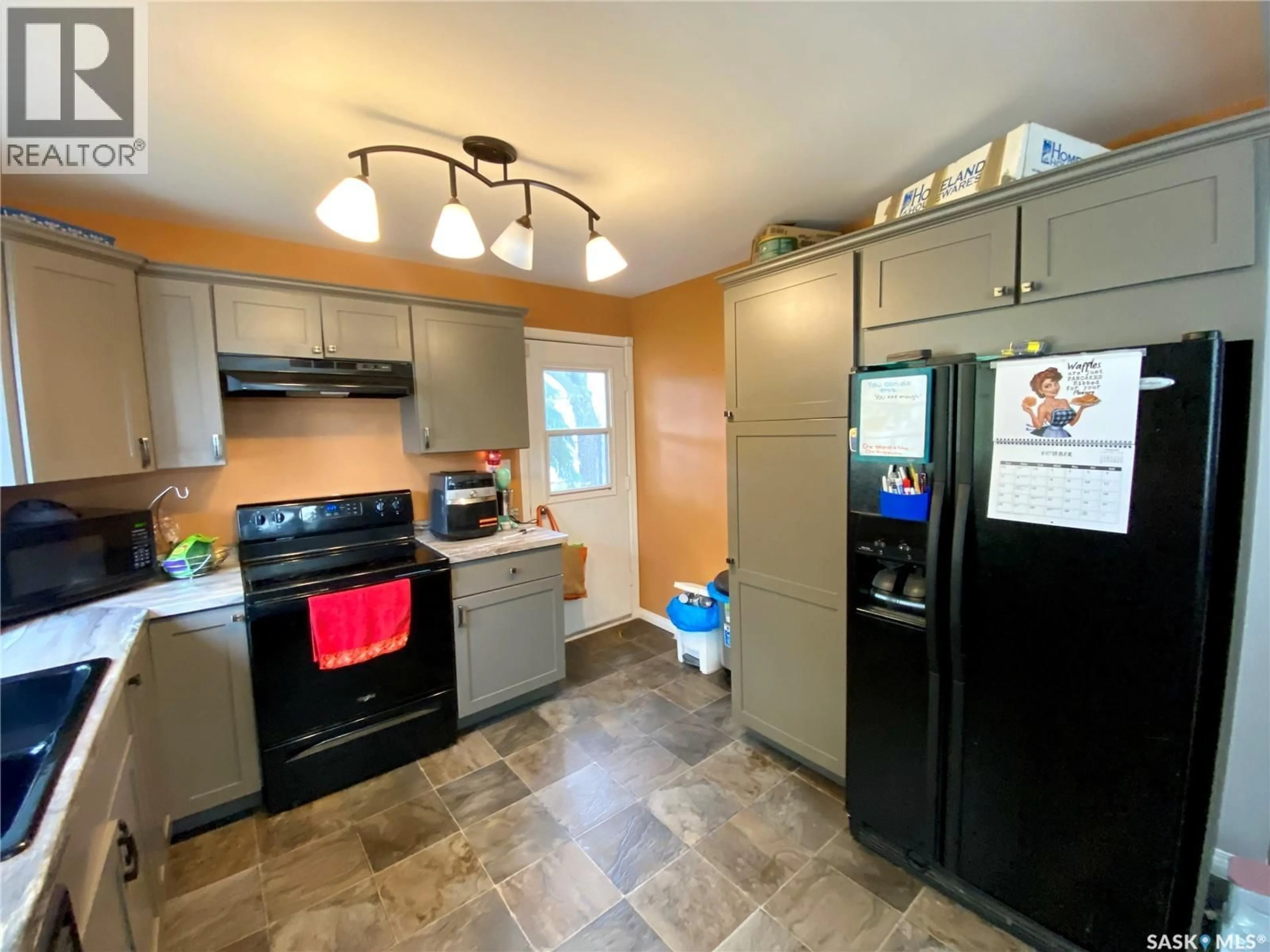 Standard kitchen, ceramic/tile floor for E - 204 4TH STREET, Carnduff Saskatchewan S0C0S0