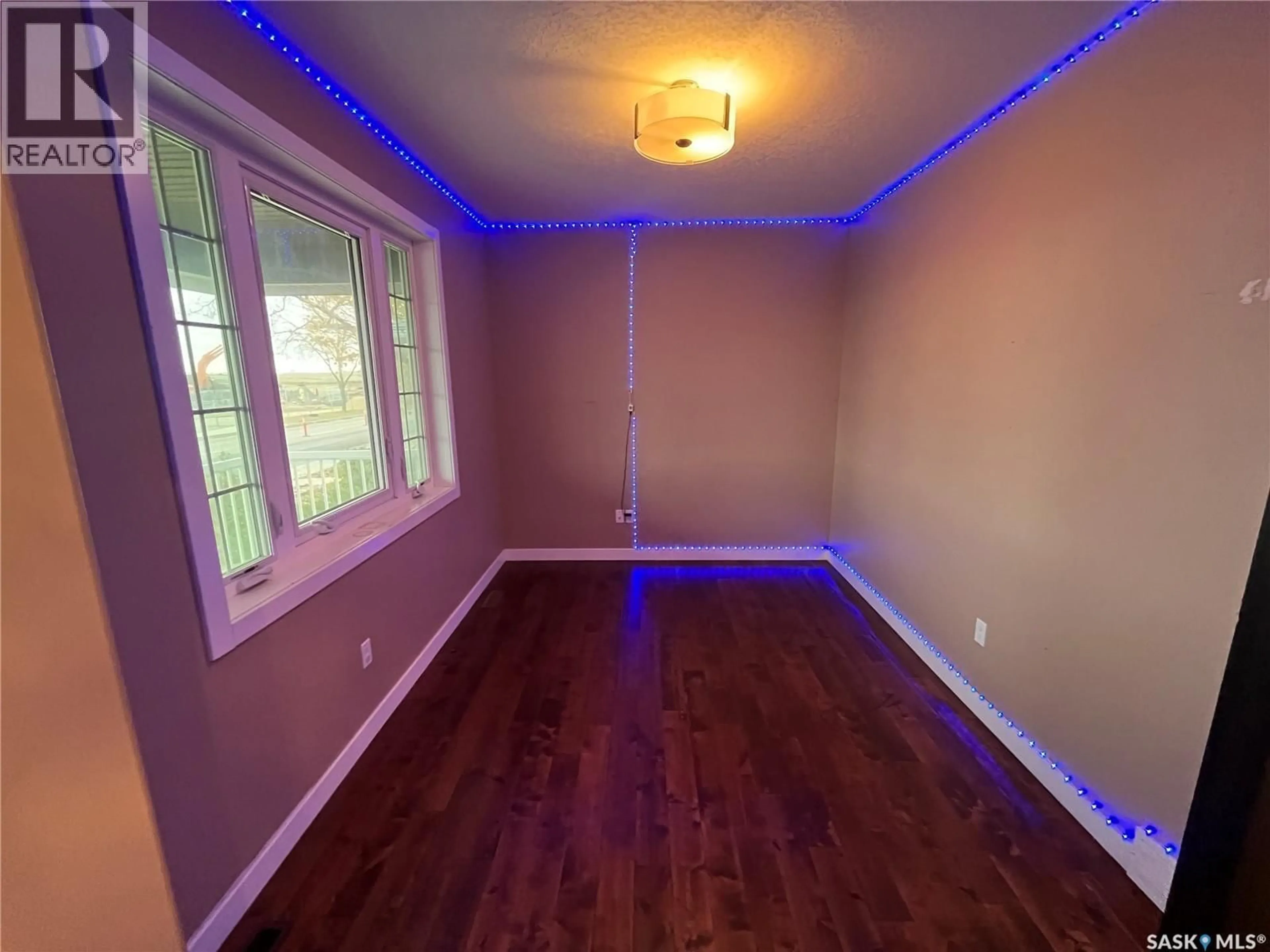 A pic of a room for 6400 DEWDNEY AVENUE, Regina Saskatchewan S4T1E4
