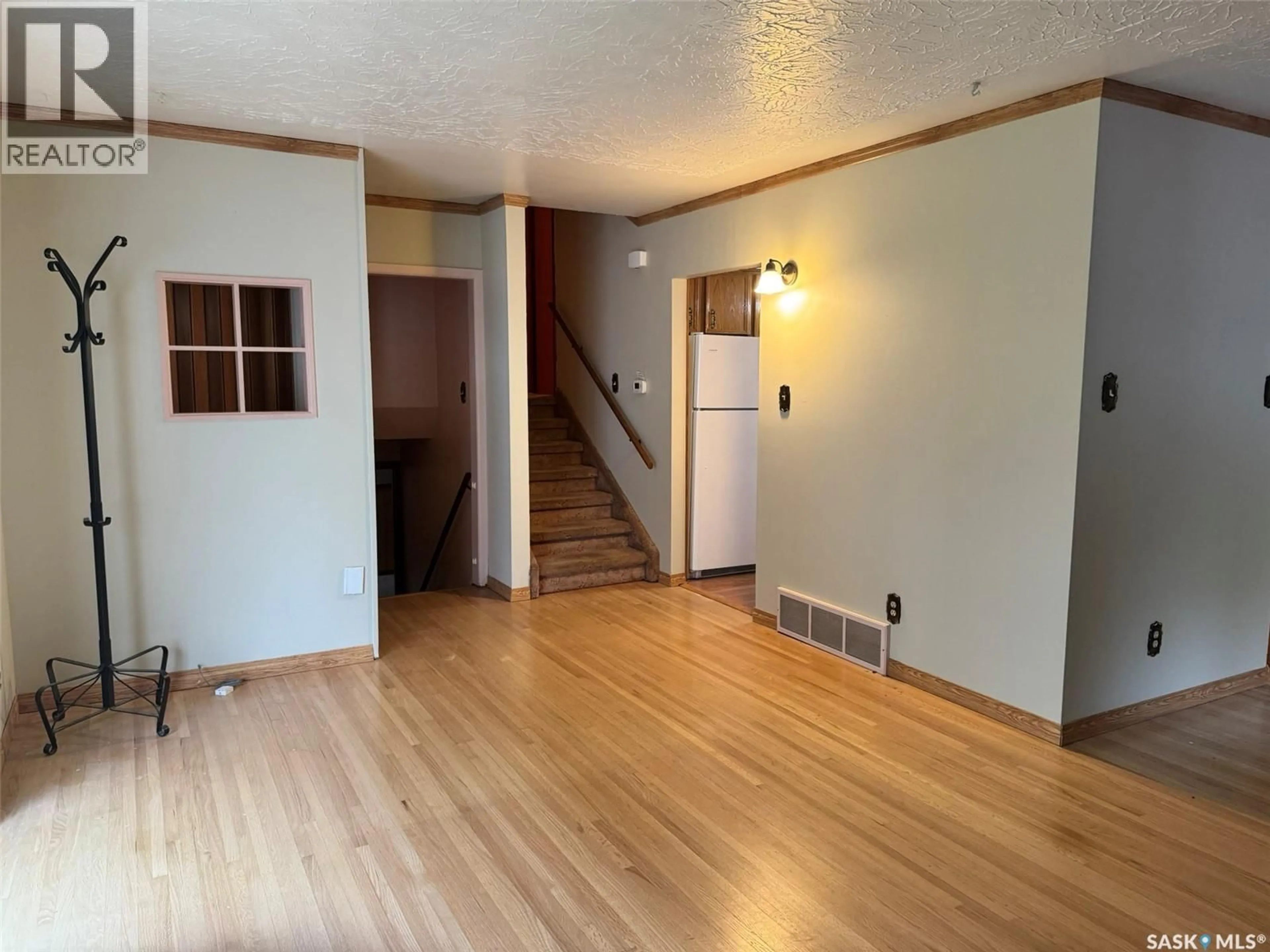 A pic of a room for 107 KNOWLES CRESCENT, Regina Saskatchewan S4N4P3