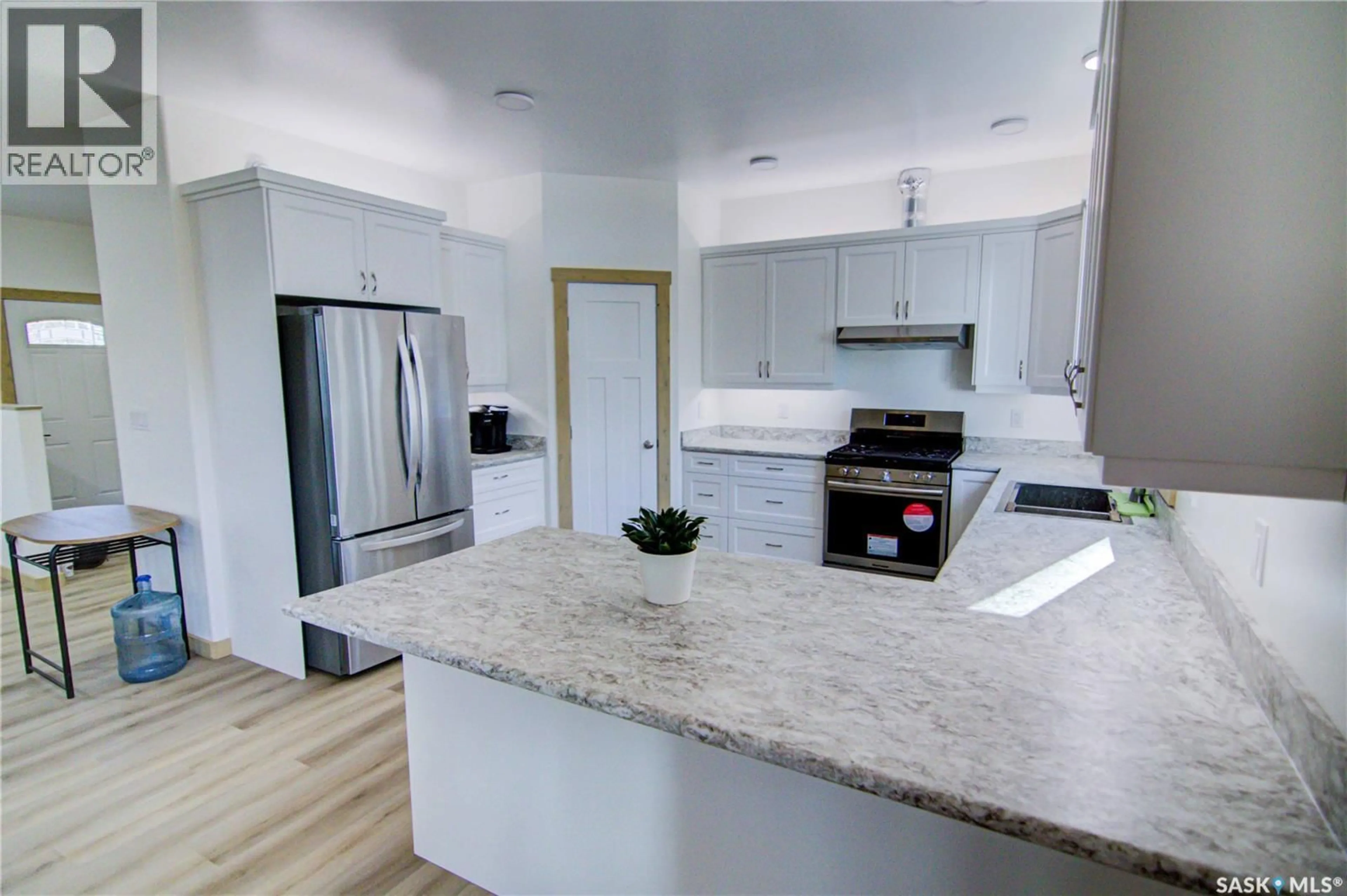 Open concept kitchen, unknown for 108 CENTRAL AVENUE, Love Saskatchewan S0J1P0