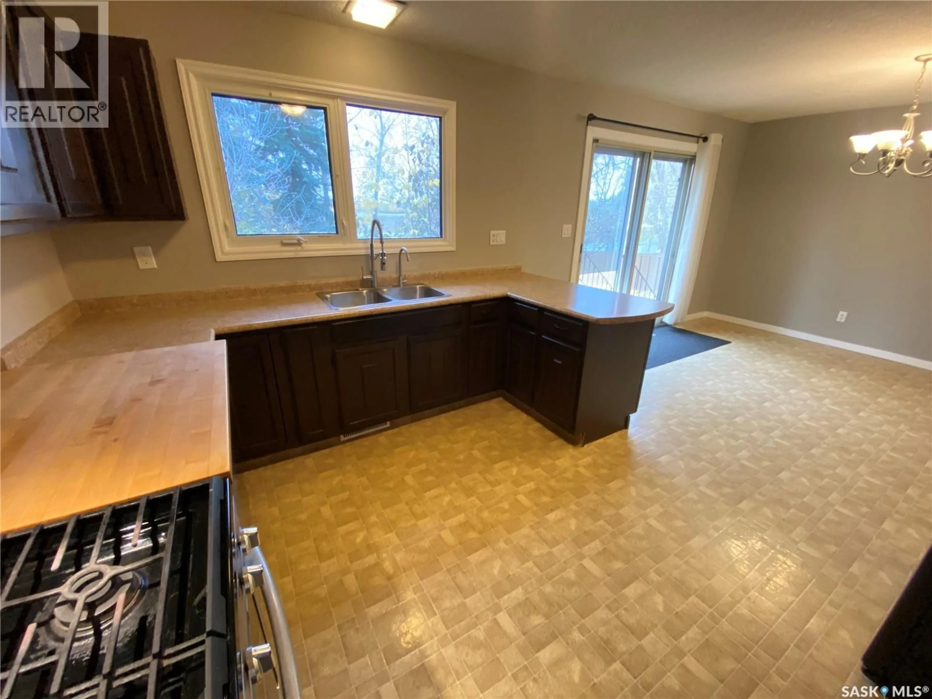 Unknown for 46 CLAREWOOD CRESCENT, Yorkton Saskatchewan S3N2V2