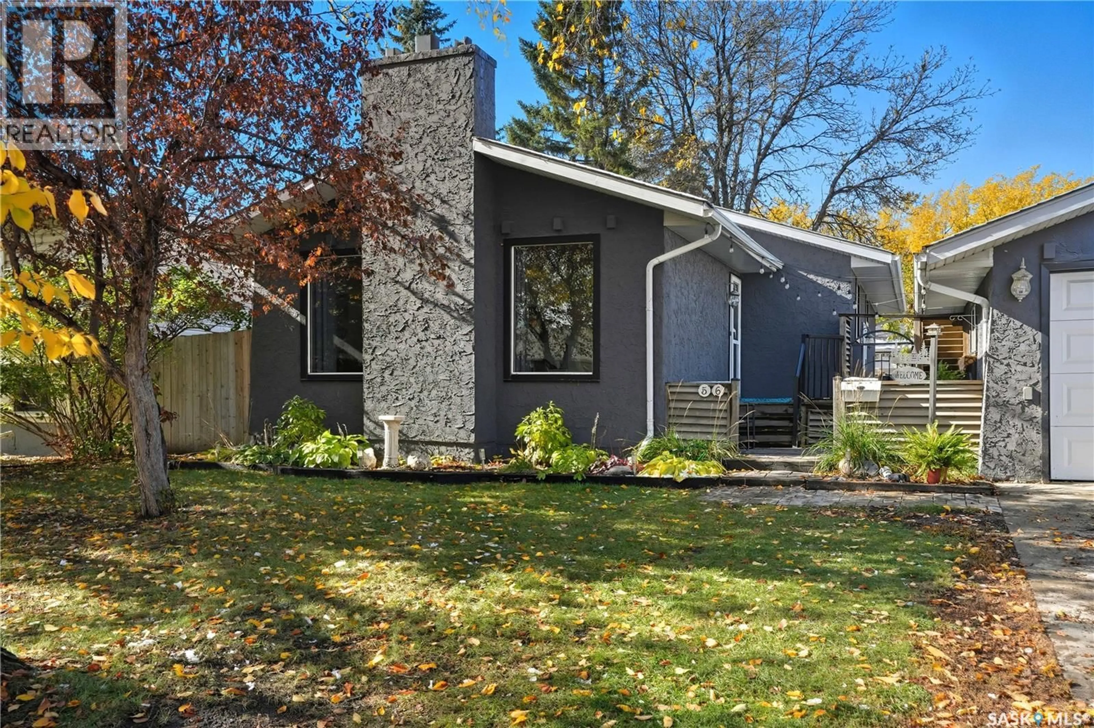 Home with vinyl exterior material, street for 56 JACKSON BAY, Regina Saskatchewan S4R6T8