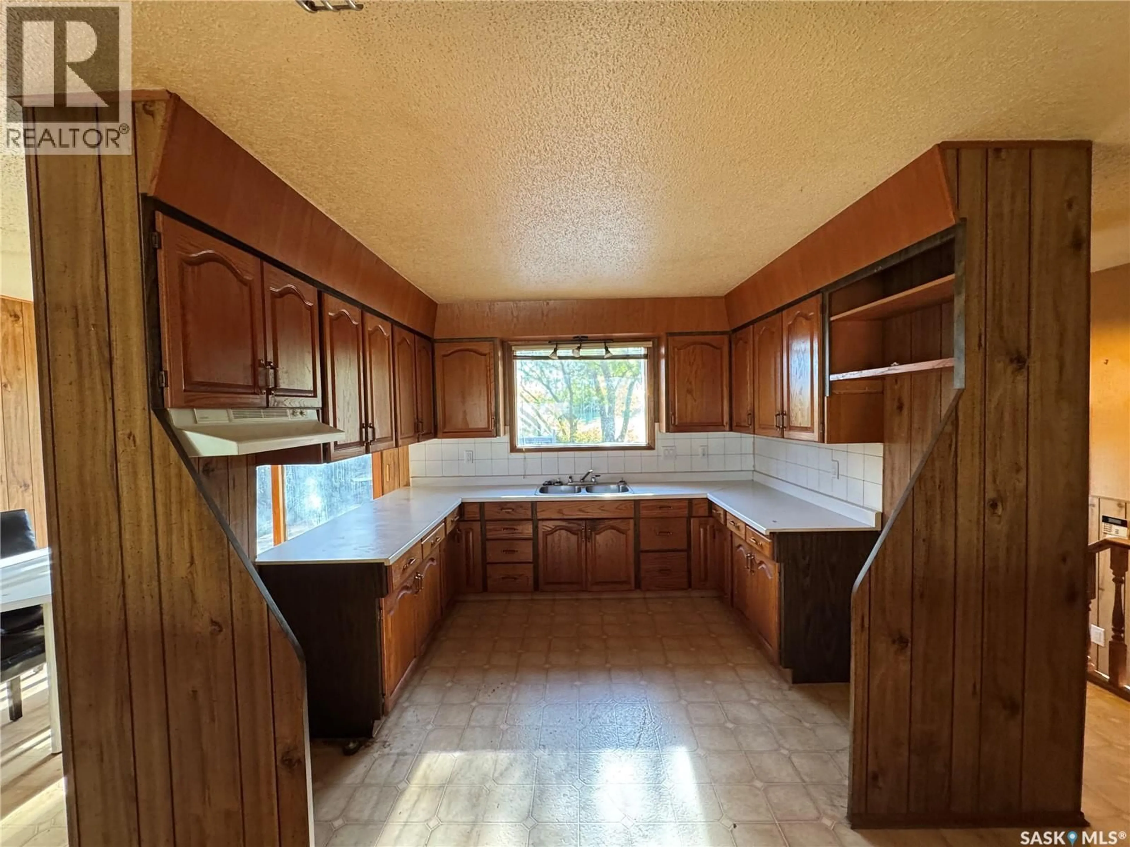 Standard kitchen, unknown for 201 HILLVIEW AVENUE, Birch Hills Saskatchewan S0J0G0