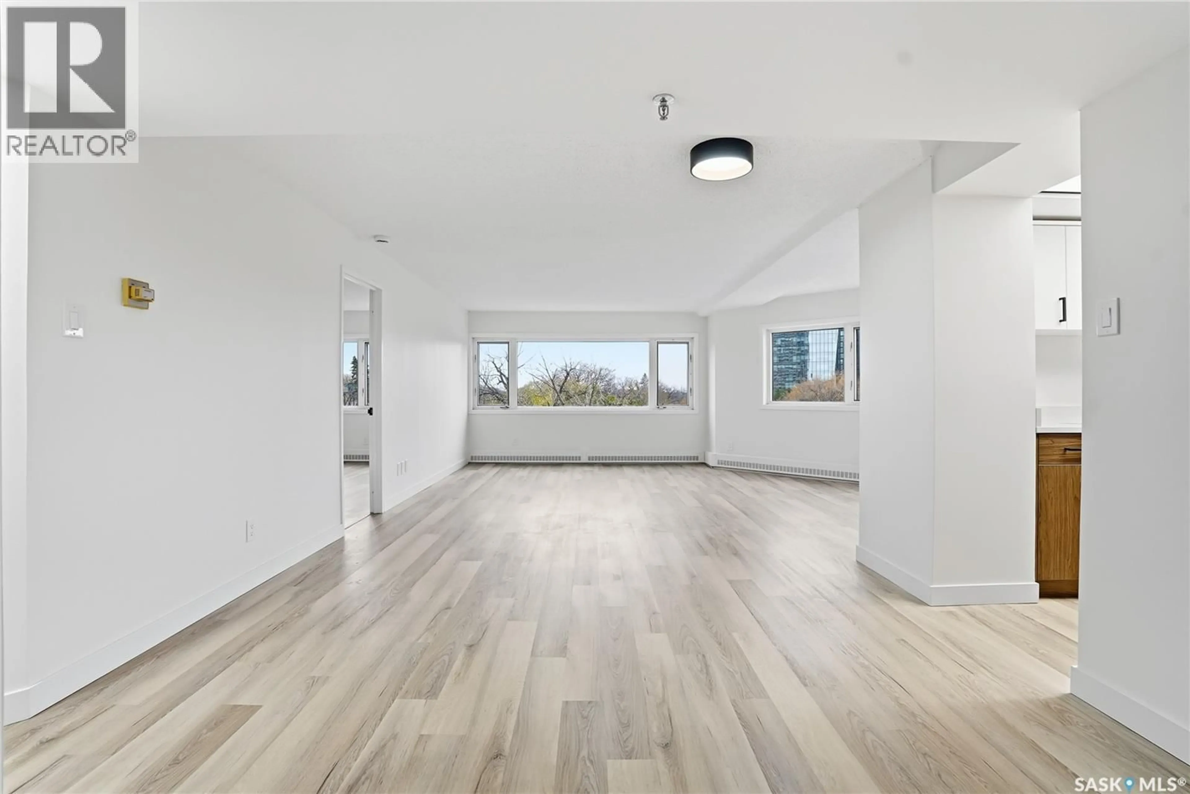 A pic of a room for 424 - 470 SPADINA CRESCENT E, Saskatoon Saskatchewan S7K6X7