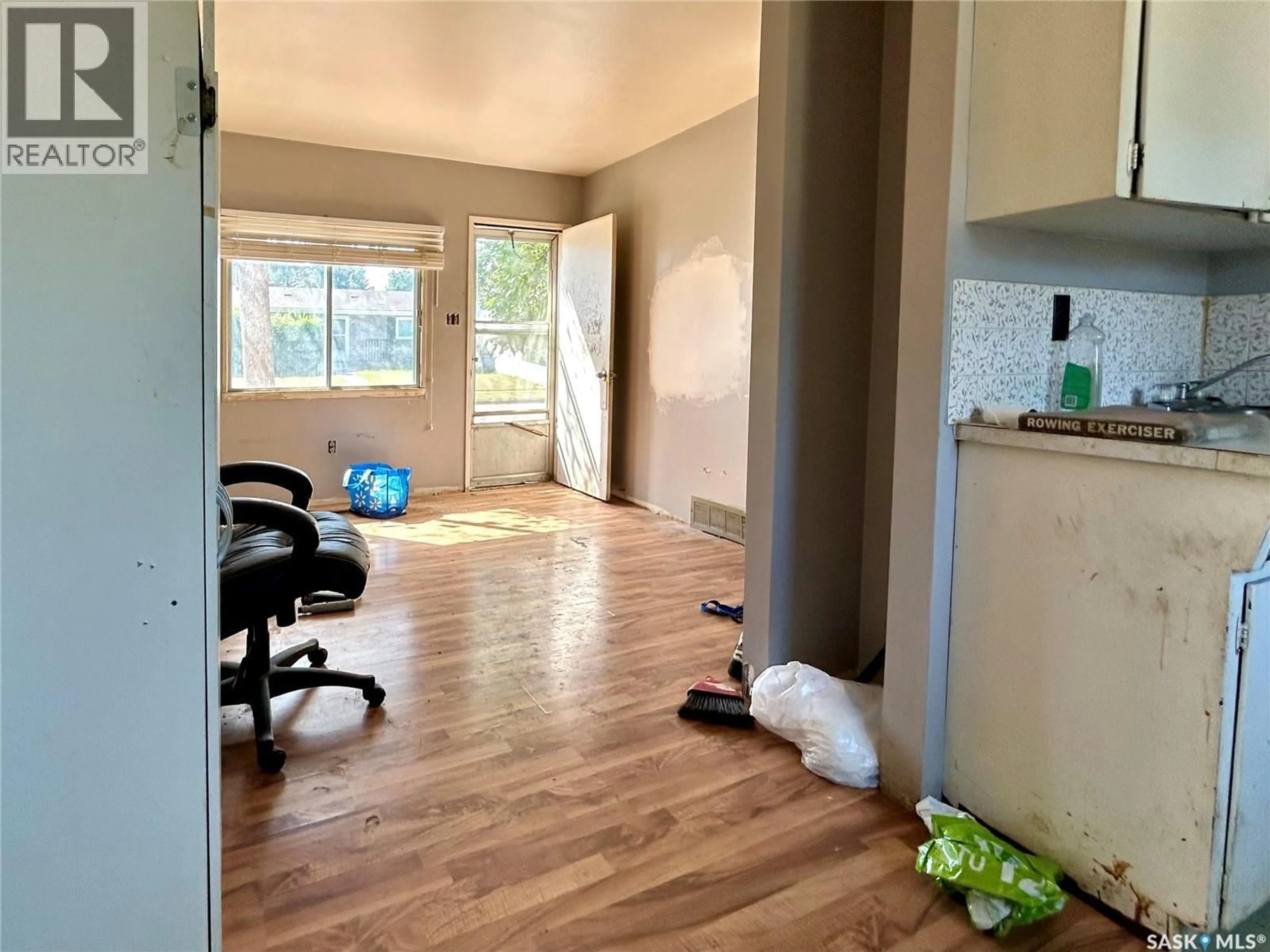 A pic of a room for 1122 IROQUOIS STREET, Moose Jaw Saskatchewan S6H5B9
