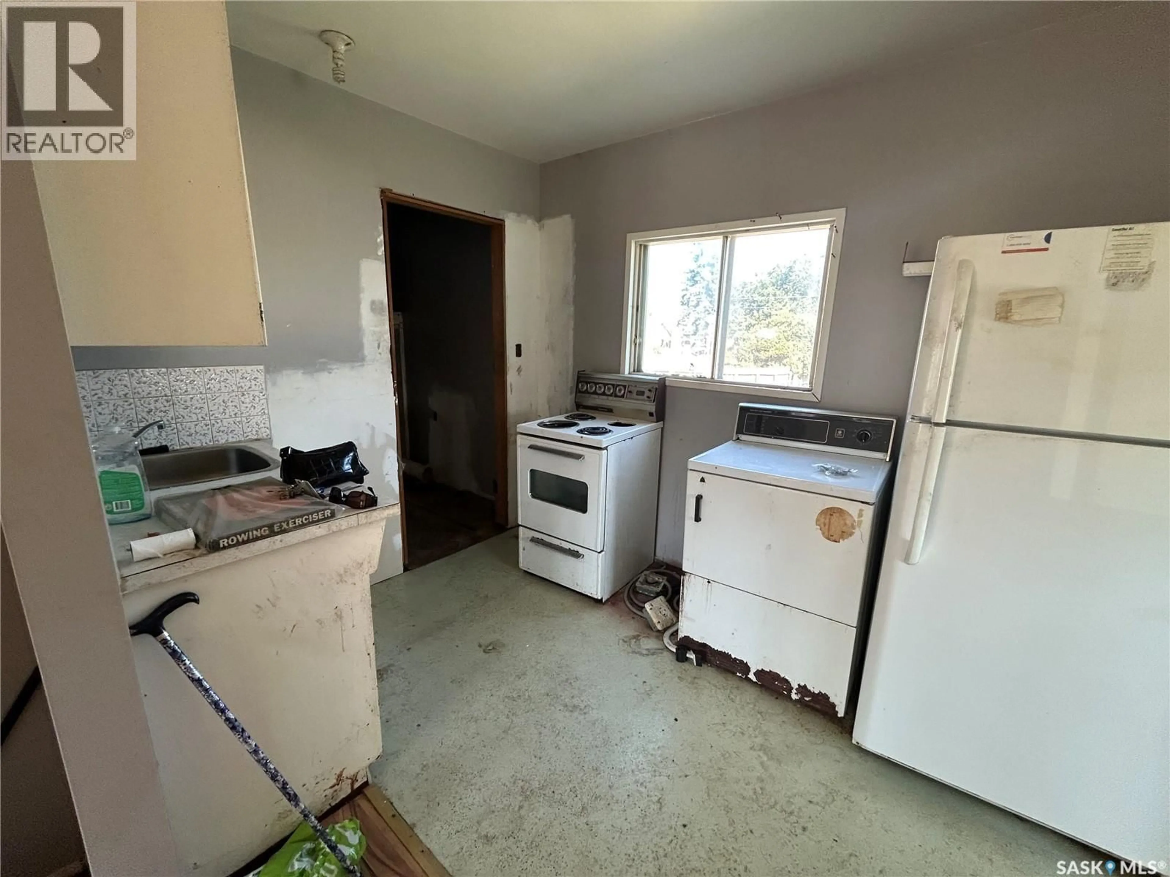 Unknown for 1122 IROQUOIS STREET, Moose Jaw Saskatchewan S6H5B9